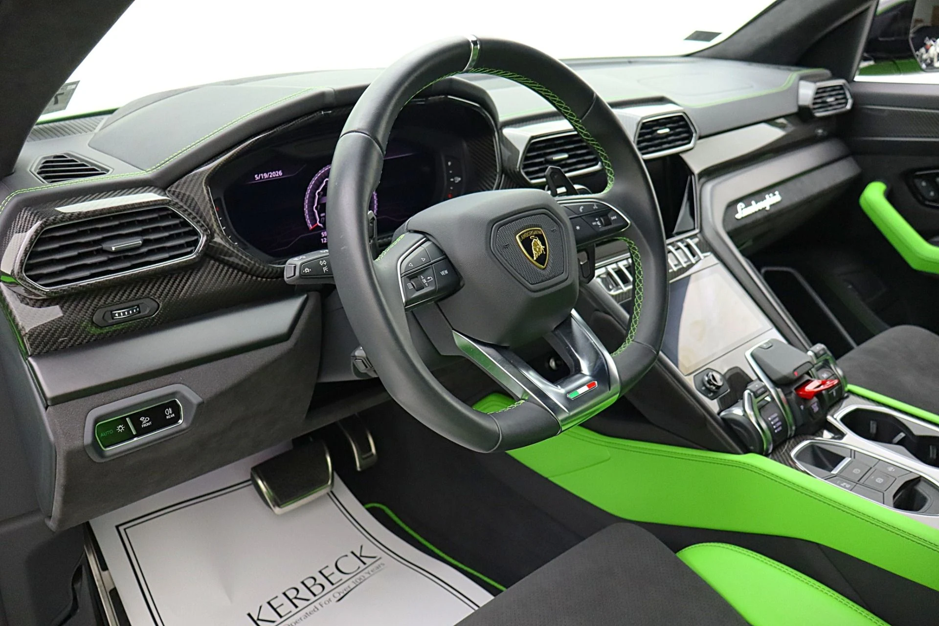mph024_3282453901_Used_2021_Lamborghini_Urus_SELEZIONE_PRE_OWNED_CERTIFIED_PEARL_CAPSULE_3b1fe46afd
