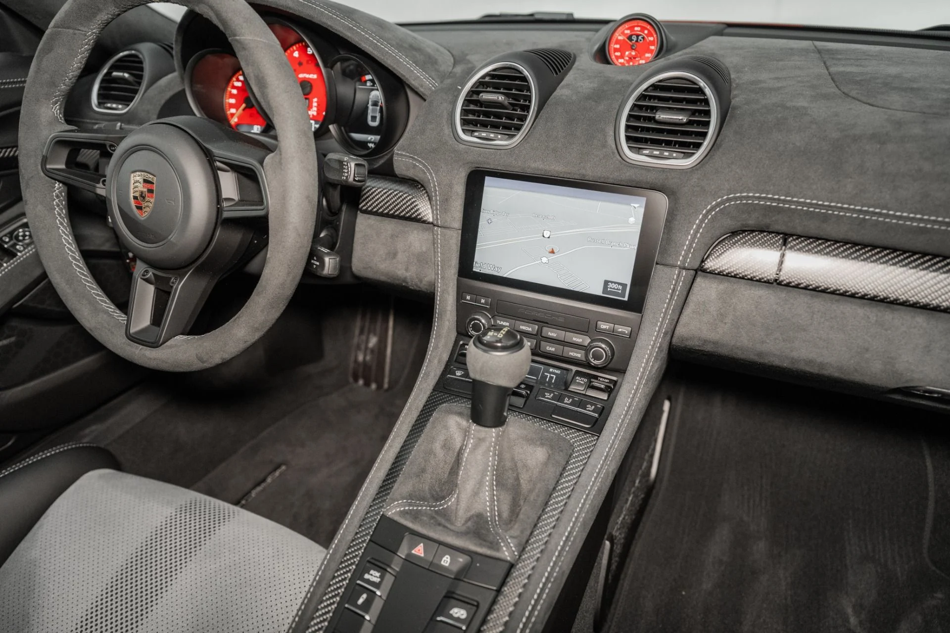 mph024_3283550246_Used_2024_Porsche_718_Cayman_GT_4_RS_1762886249_81f0e01df0