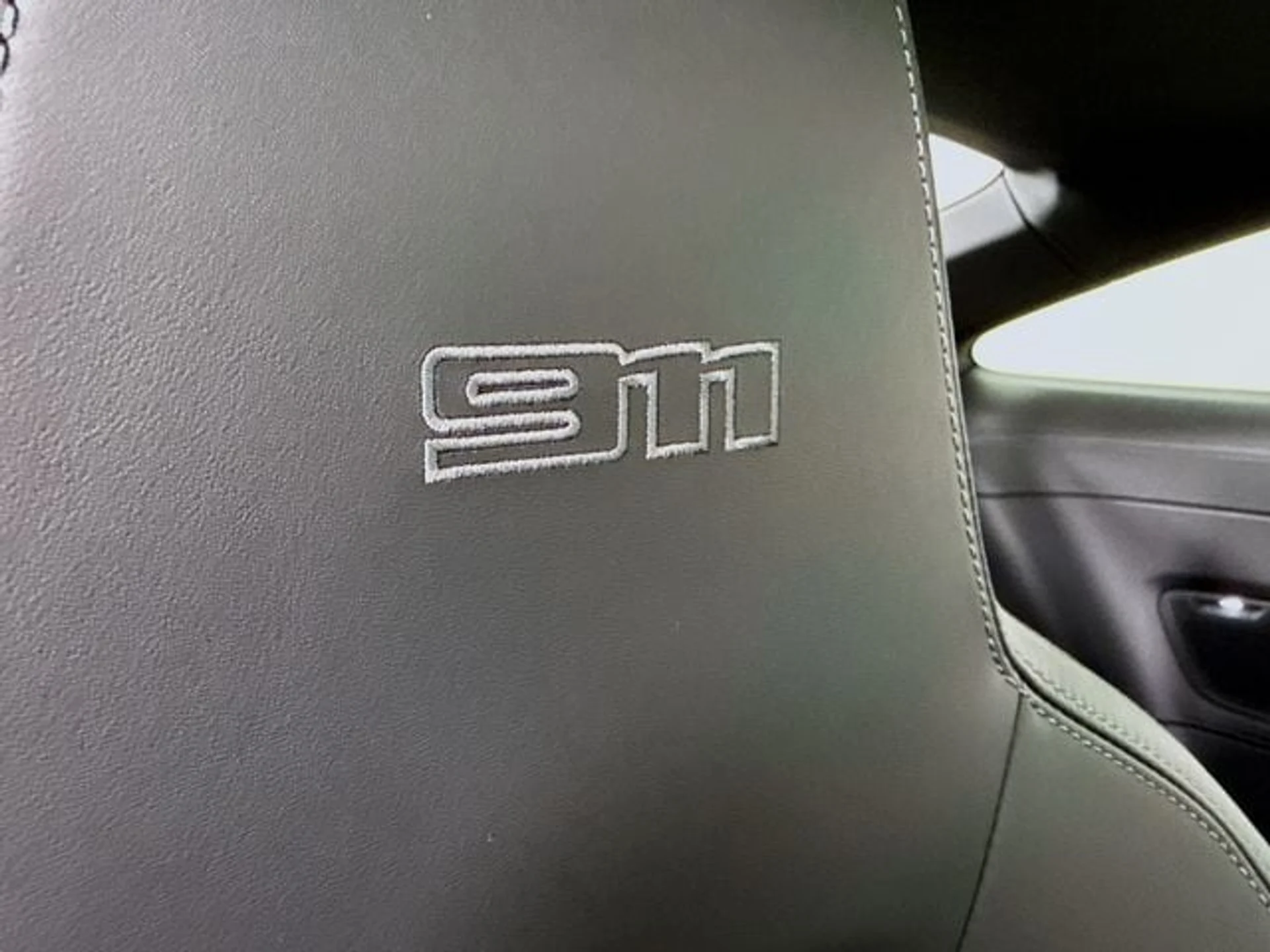 mph024_3283745055_eb00604f2878aba5b8ad97191c242cb8x_ed0912eccb