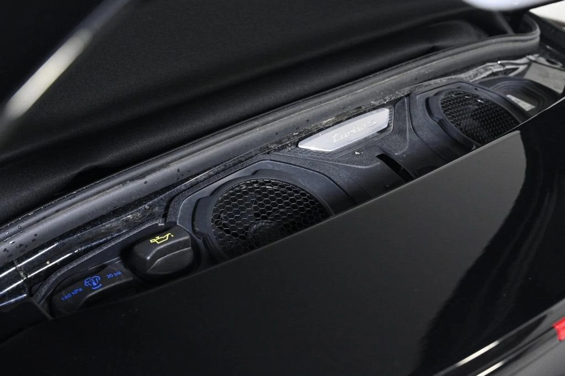 mph024_3284300656_f8bc956eff0144198bc0b175715e76fa_0faf37d9dd