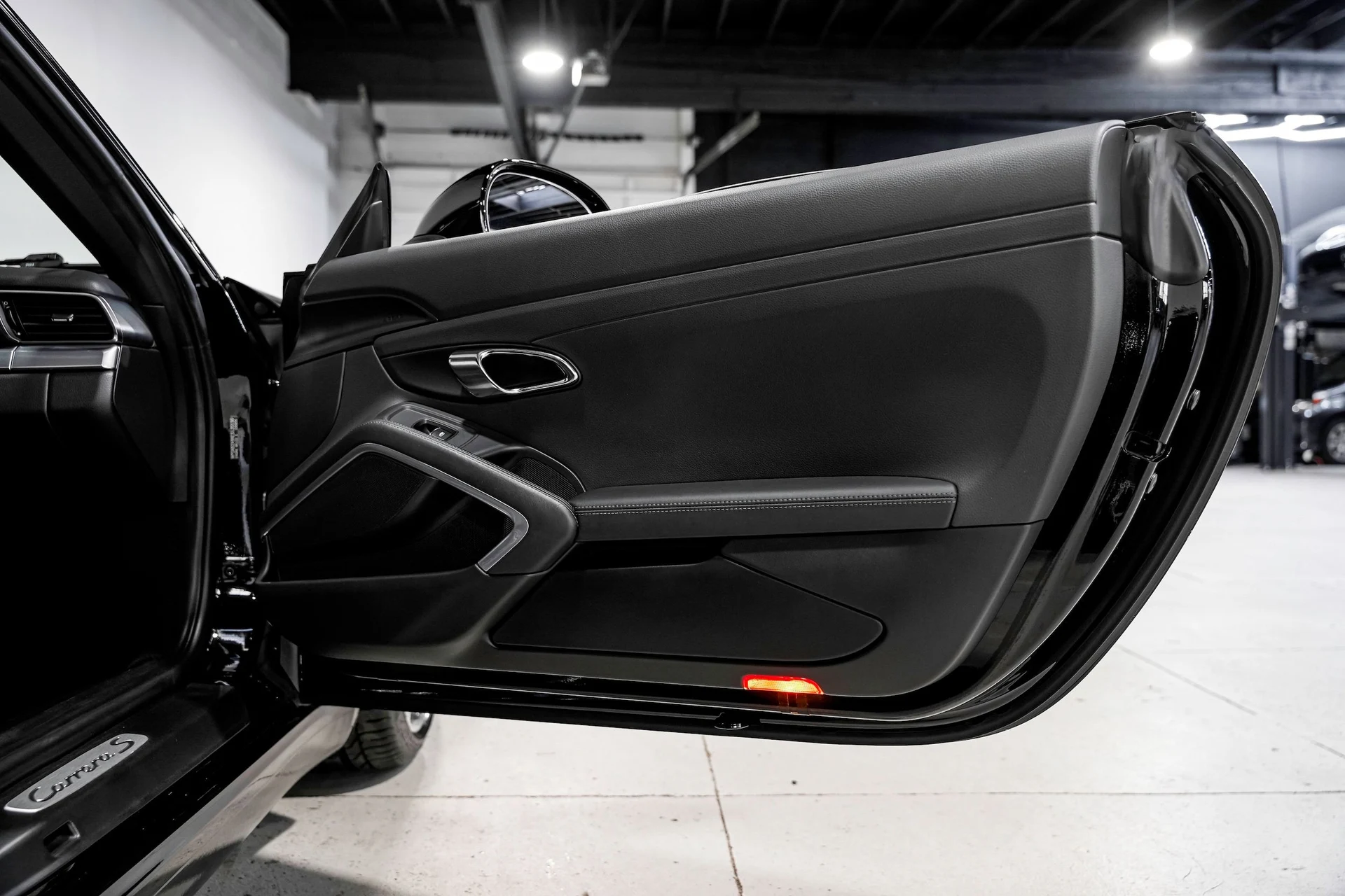 mph024_3284576781_053960c3387748d264b454e7546ced70x_3433148570