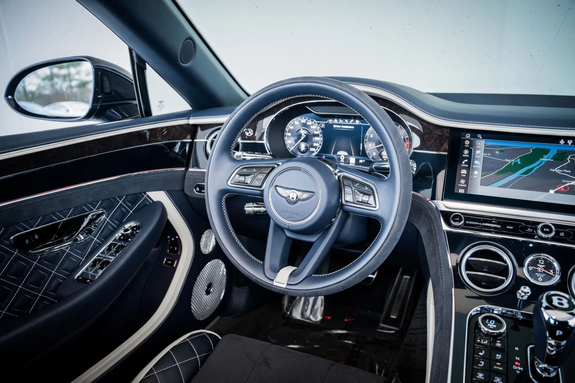 mph024_3291948627_Used_2022_Bentley_Continental_GTC_Speed_1670446410_4e78e666ec