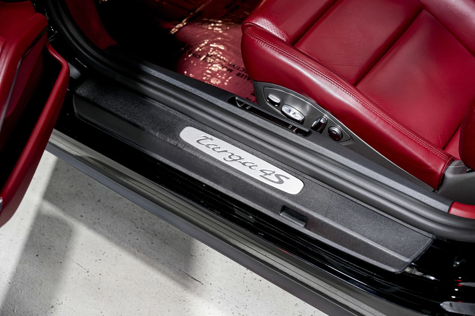 mph024_3294423475_1a2c4f966398ba6f9ed9d9a6cacec0ccx_87356e9536