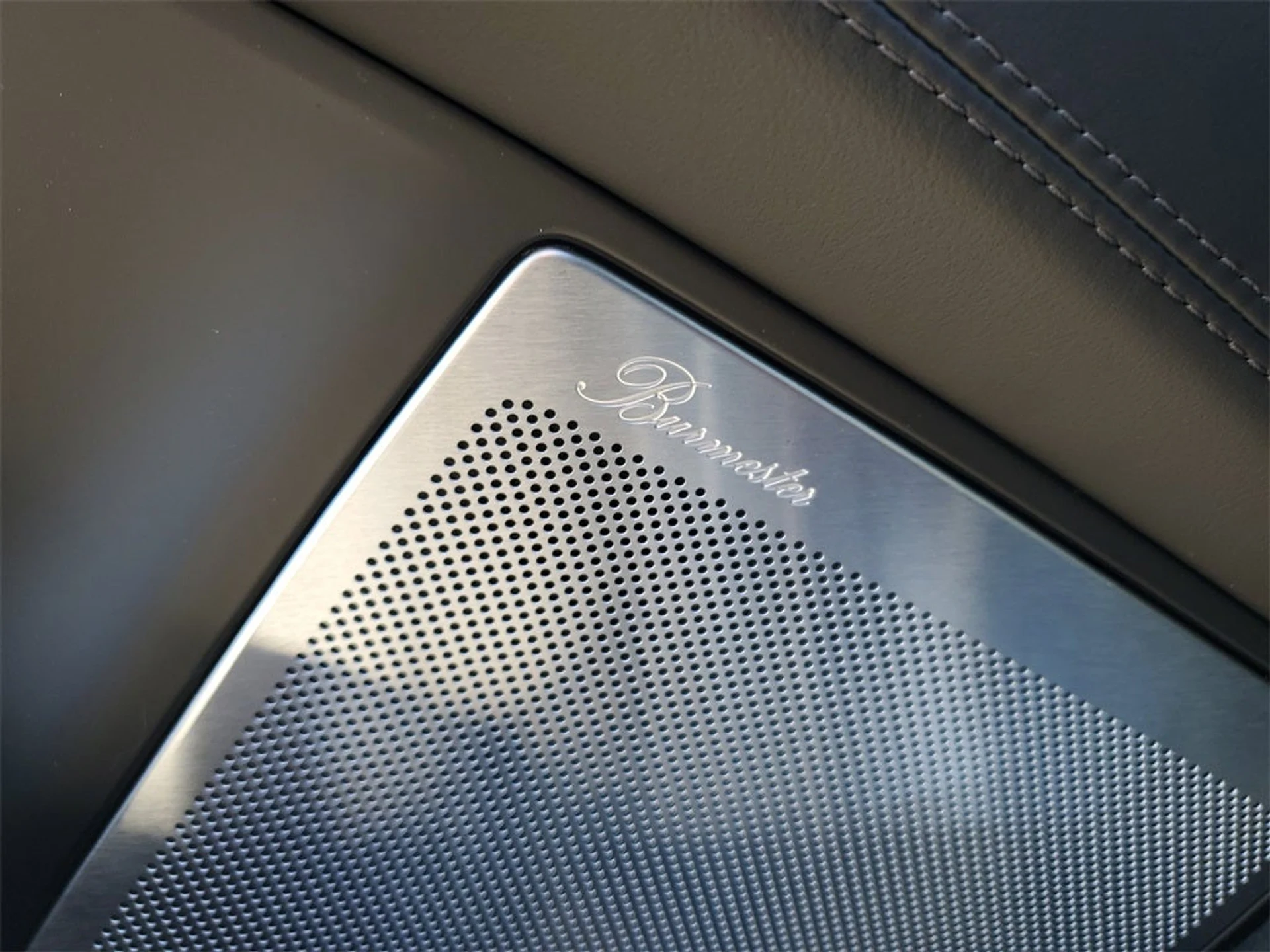 mph024_3296992824_25_85e57643f0