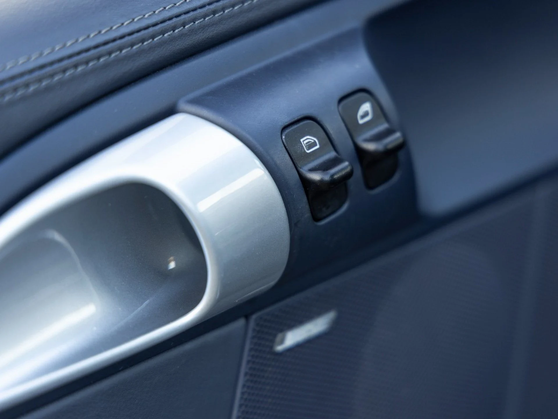 mph024_3301948616_25_ab3052f663