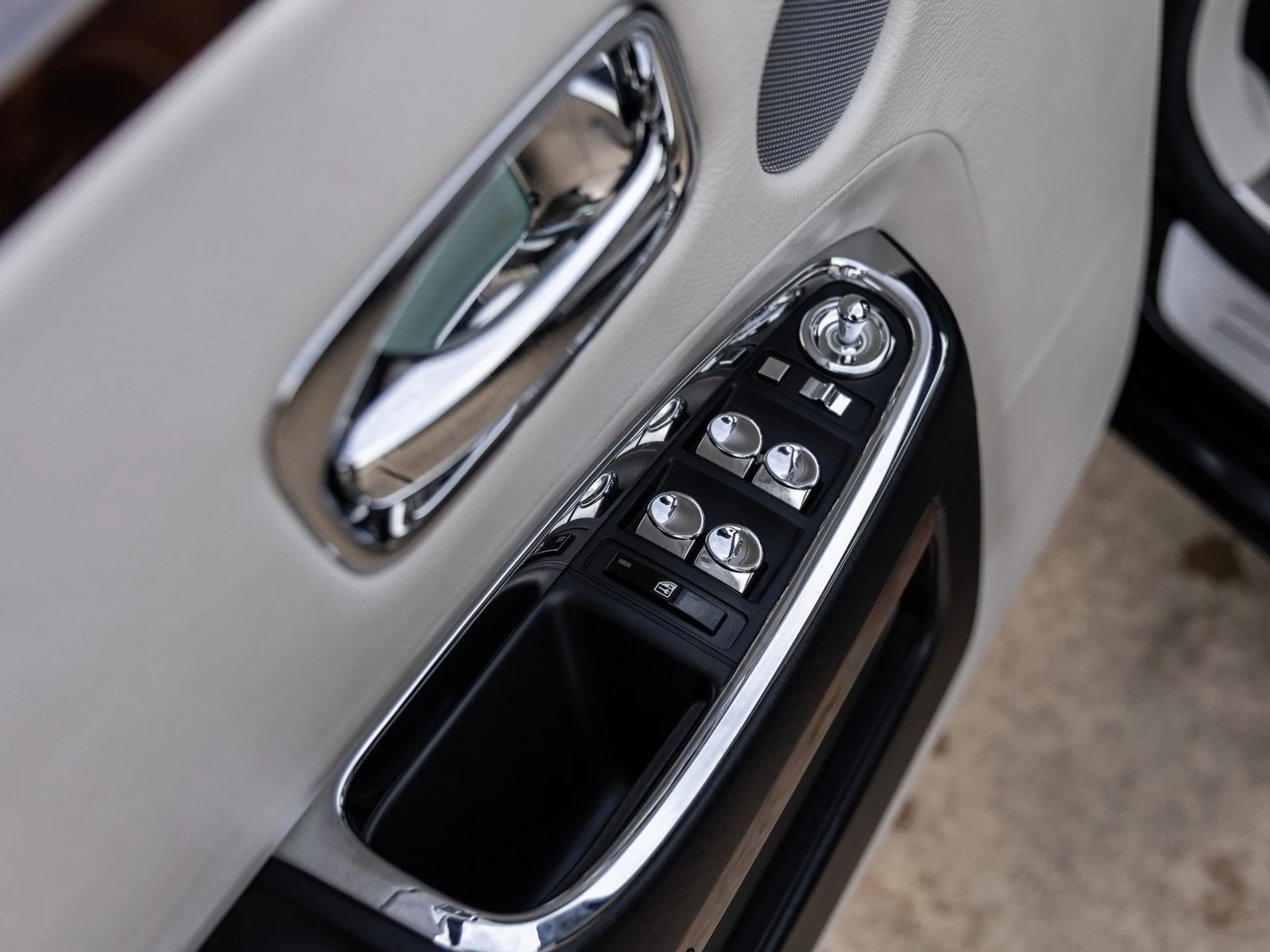 mph024_3308652972_25_45fb45b5d3