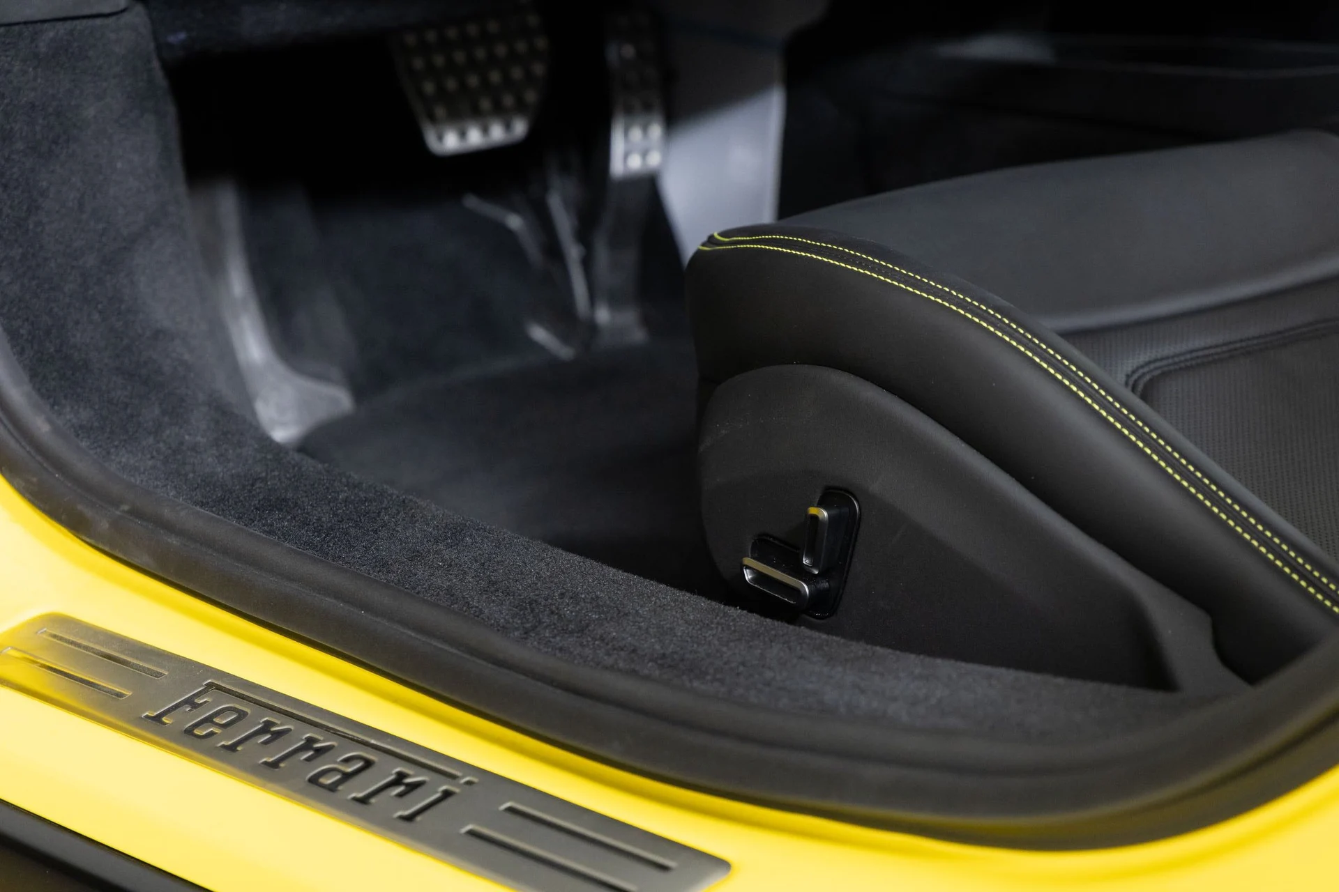 mph024_3313486885_bcb882bfef5d65cc4ed09a2eed3d9864x_99e8e857fa