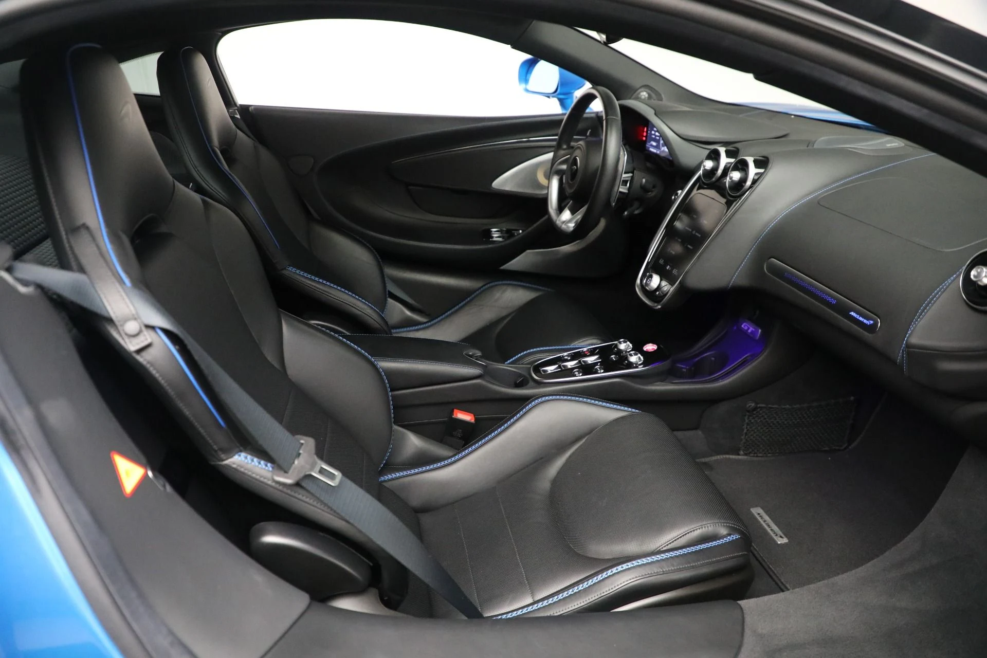 mph024_3328994871_Used_2021_Mc_Laren_GT_Luxe_d3b60c35ab