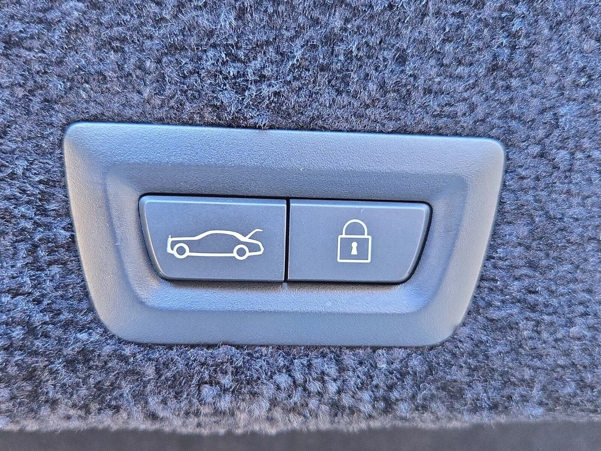 mph024_3329825788_3c9e8e3c92b1777fa71850037508b8eax_61cc8d44b0