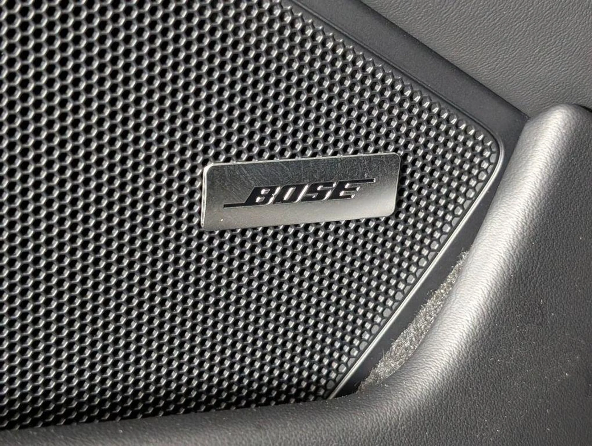 mph024_3339126043_p5q0_Sqs1_C_Dvzl_F_Im4_Uq5_L_Dr0_U_Gk_9f9bcb6a01