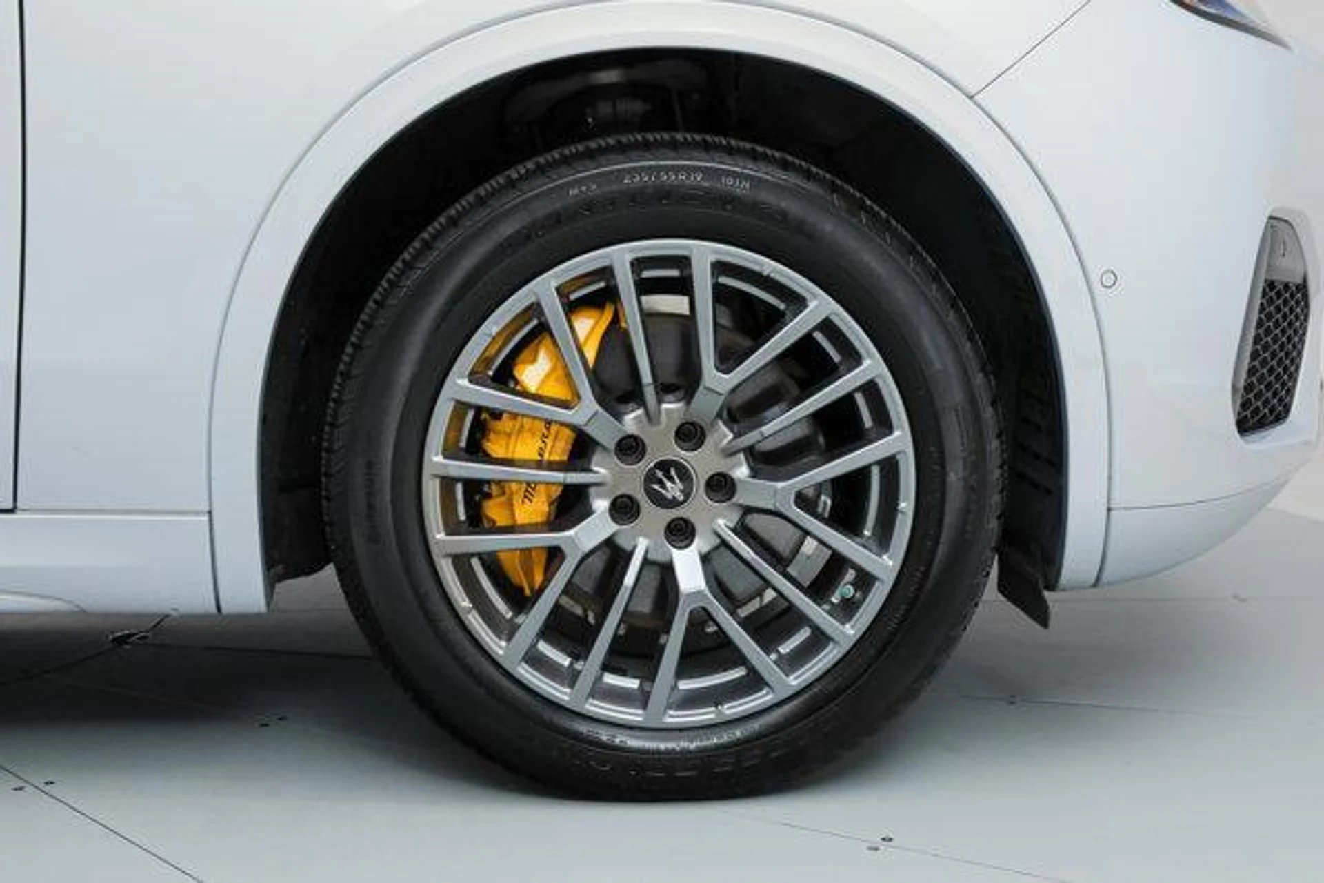 mph024_3344584708_thwj_I_Zz0_Xrcxr_BVH_48_U_Mij_Et_Lc_470ecd2f38