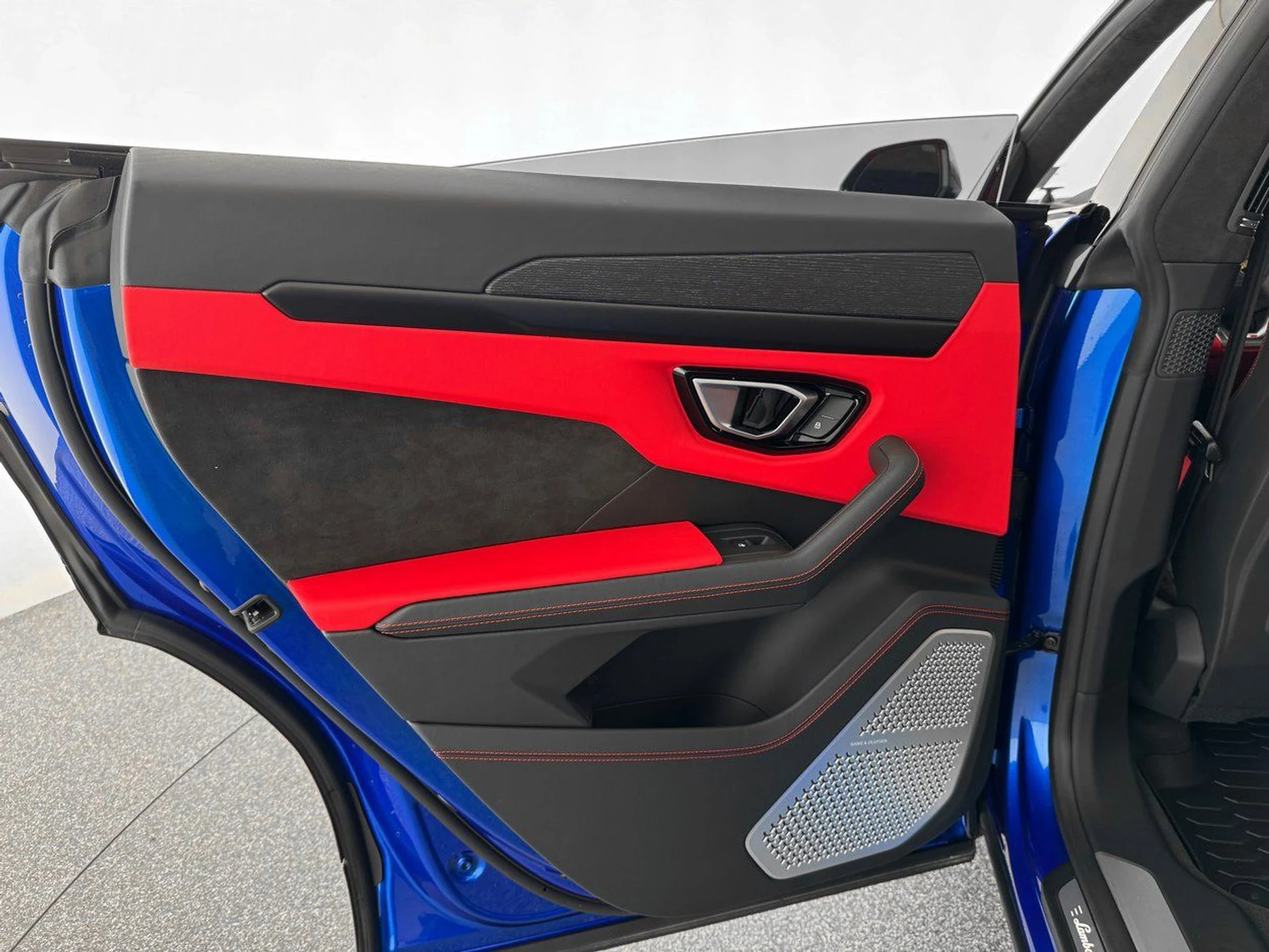 mph024_3350836927_46f3ac86fdde9f72971f0075e4441f4fx_90e4179644