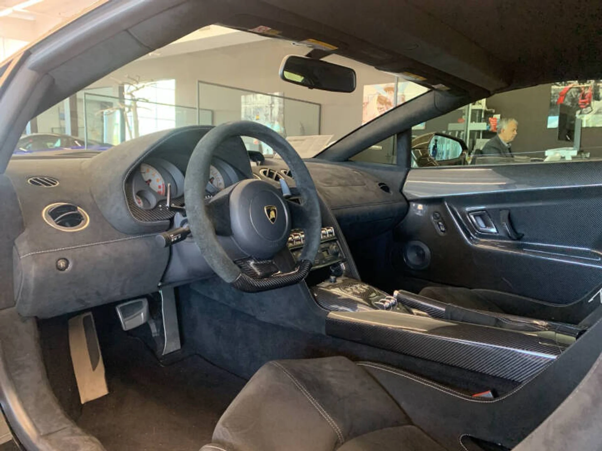 mph024_3351476742_2012_lamborghini_gallardo_lp_570_4_spyder_performante_awd_2dr_convertible_c20b74d331