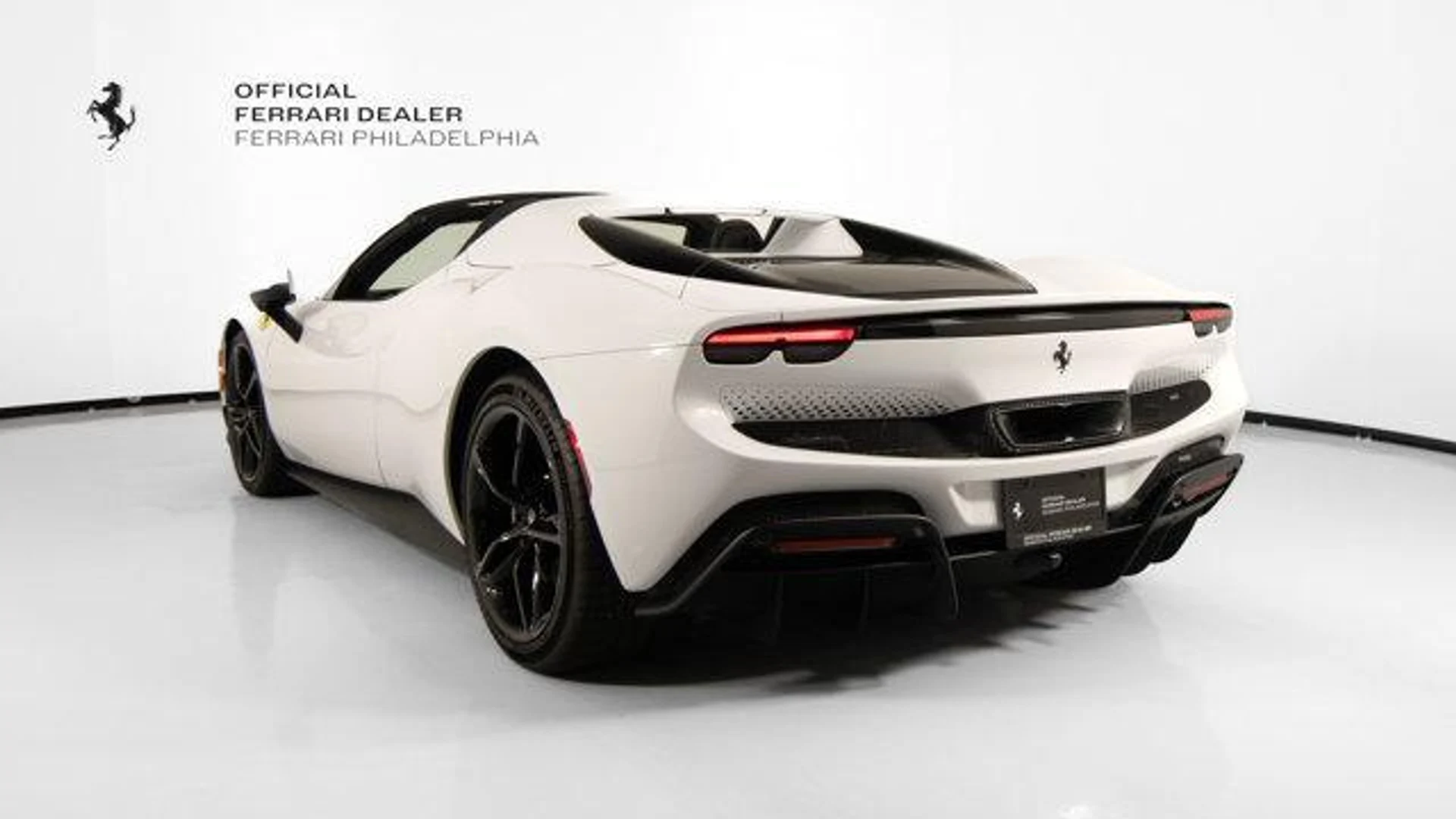 mph024_3352521504_1m_Qj_R6s5_JC_8_U_Lj5flykay_F2_KY_10_0955a215a5