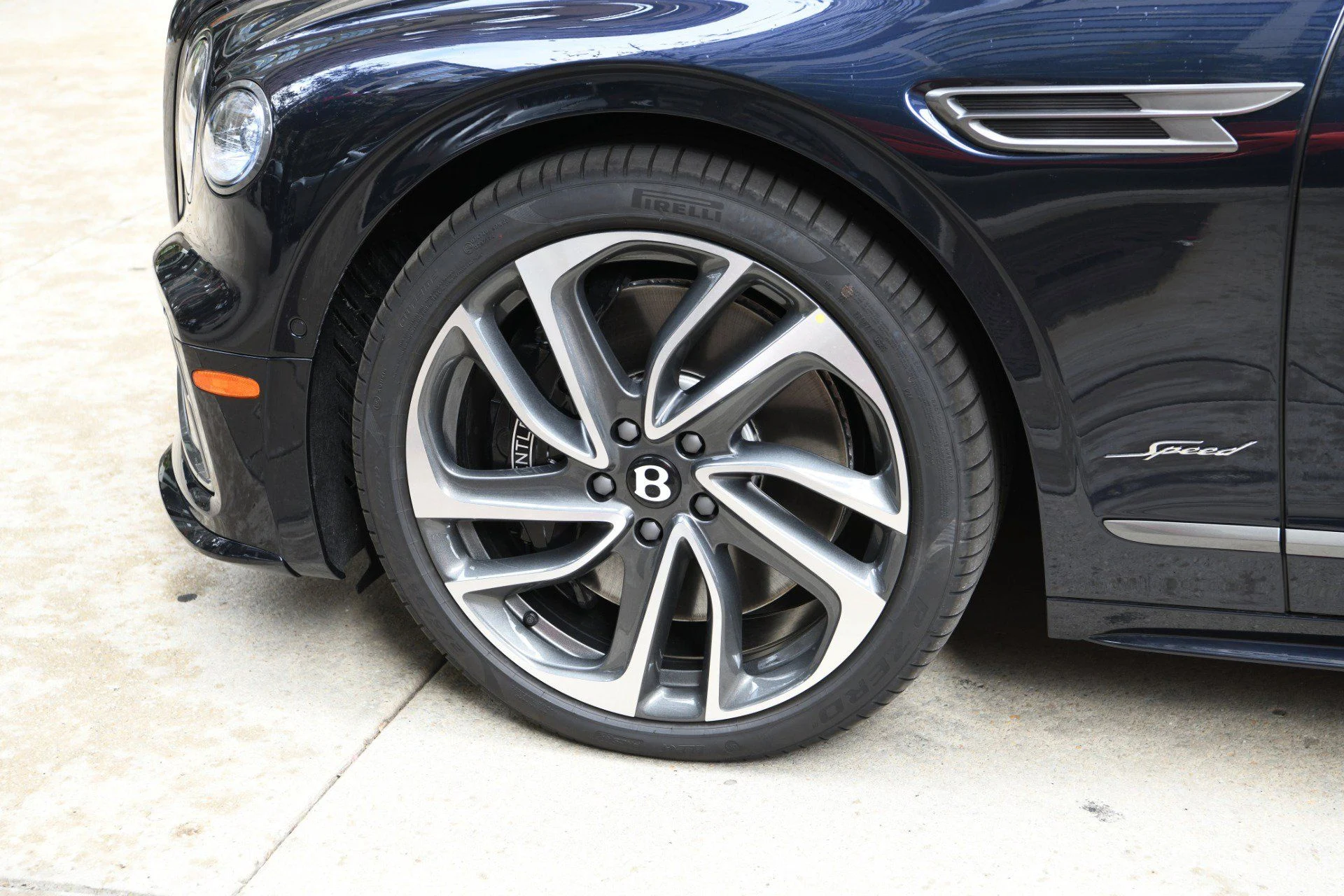 mph024_3359802630_57aa03e4c09277050115ee53aa9a6921x_217c02b828