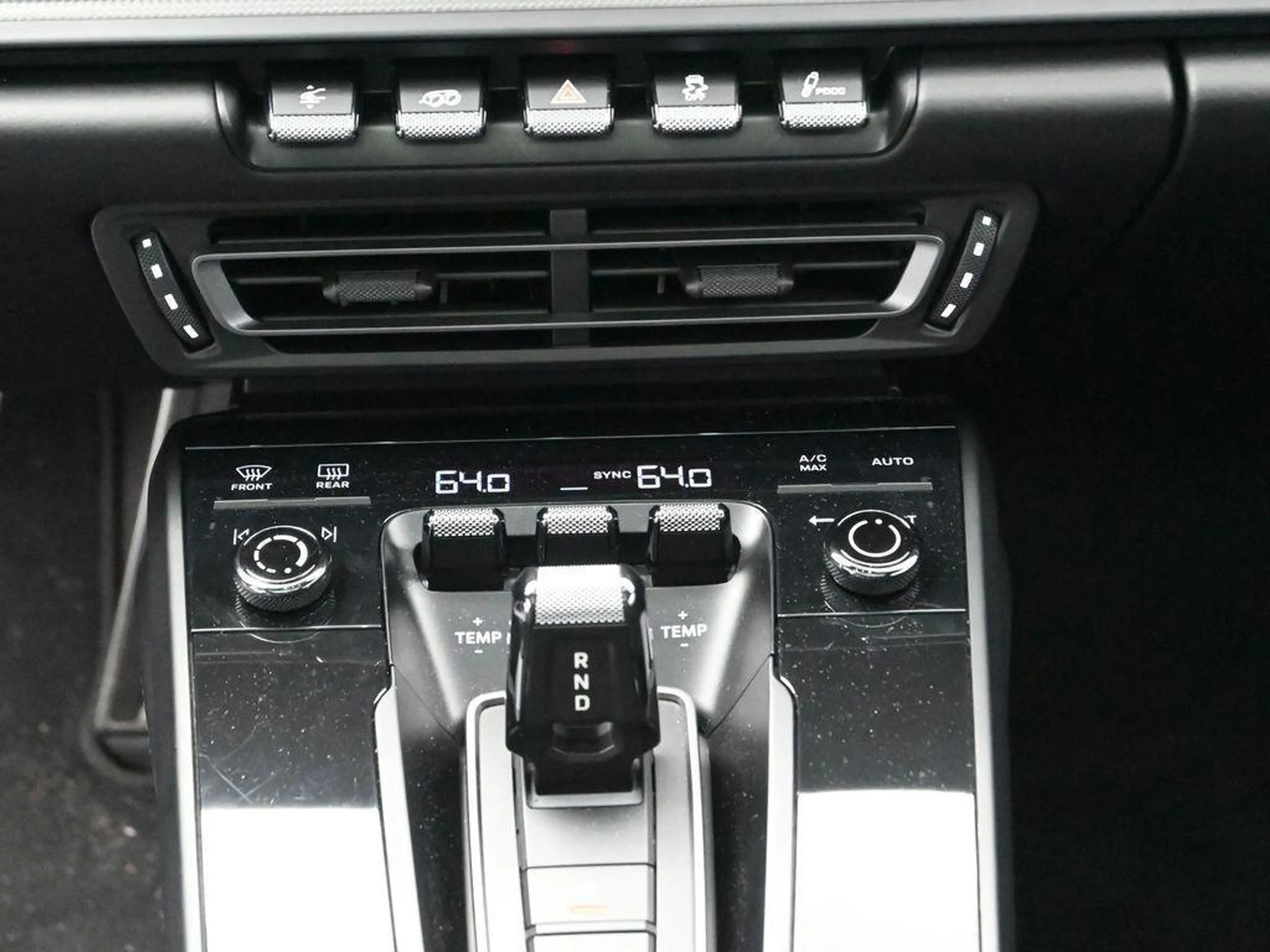 mph024_3361630983_3h_D_Ap2_N_Ds4i9bg73pt_J1_No1_Gx64_68f74c9081