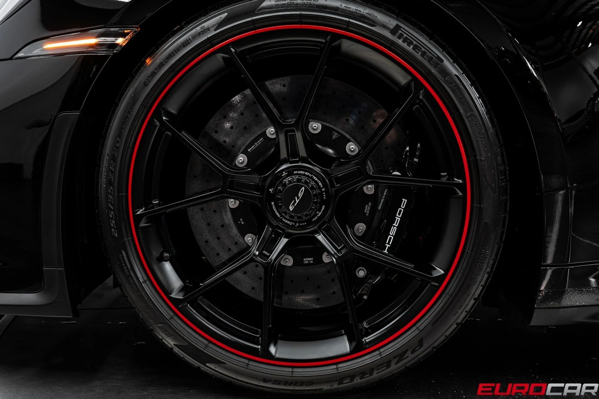 mph024_3366731349_image_25_83ea93b45e