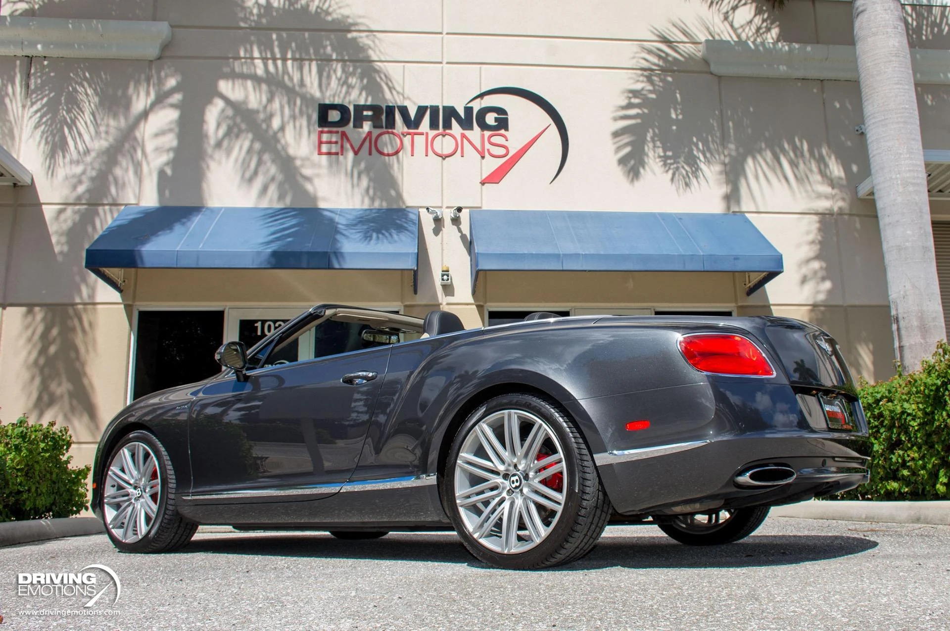 mph024_3373866815_871_p25_l_229c853c5e