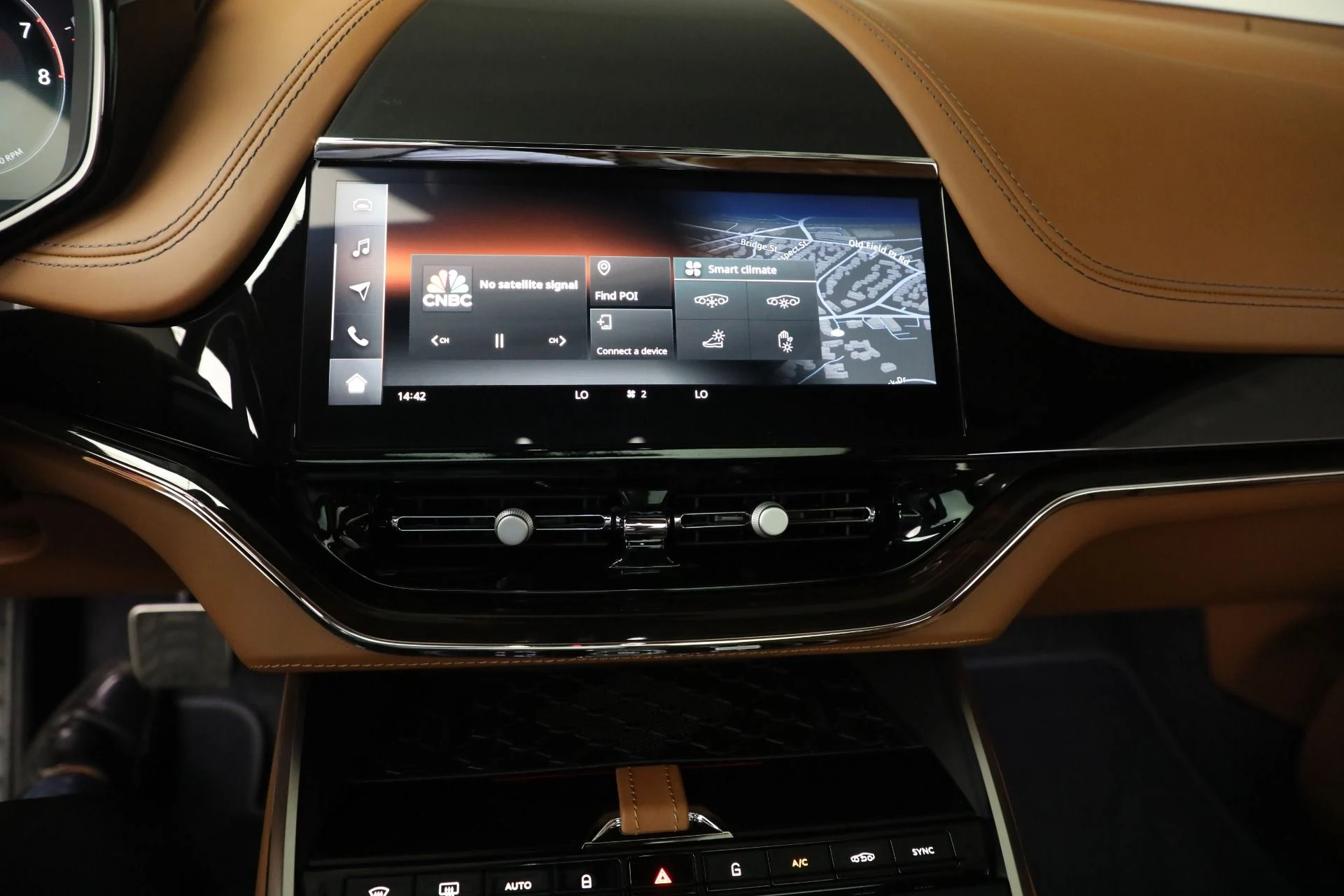 mph024_3375584710_New_2025_Aston_Martin_DBX_707_4e7c053e05