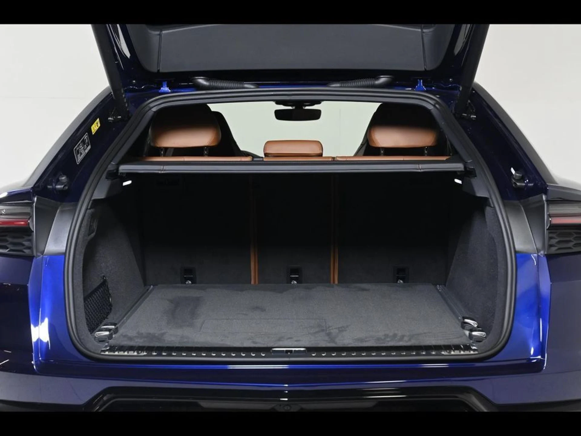 mph024_3375931960_9229373cbace6e79d082c9ad950e51e7_a842b9eab5