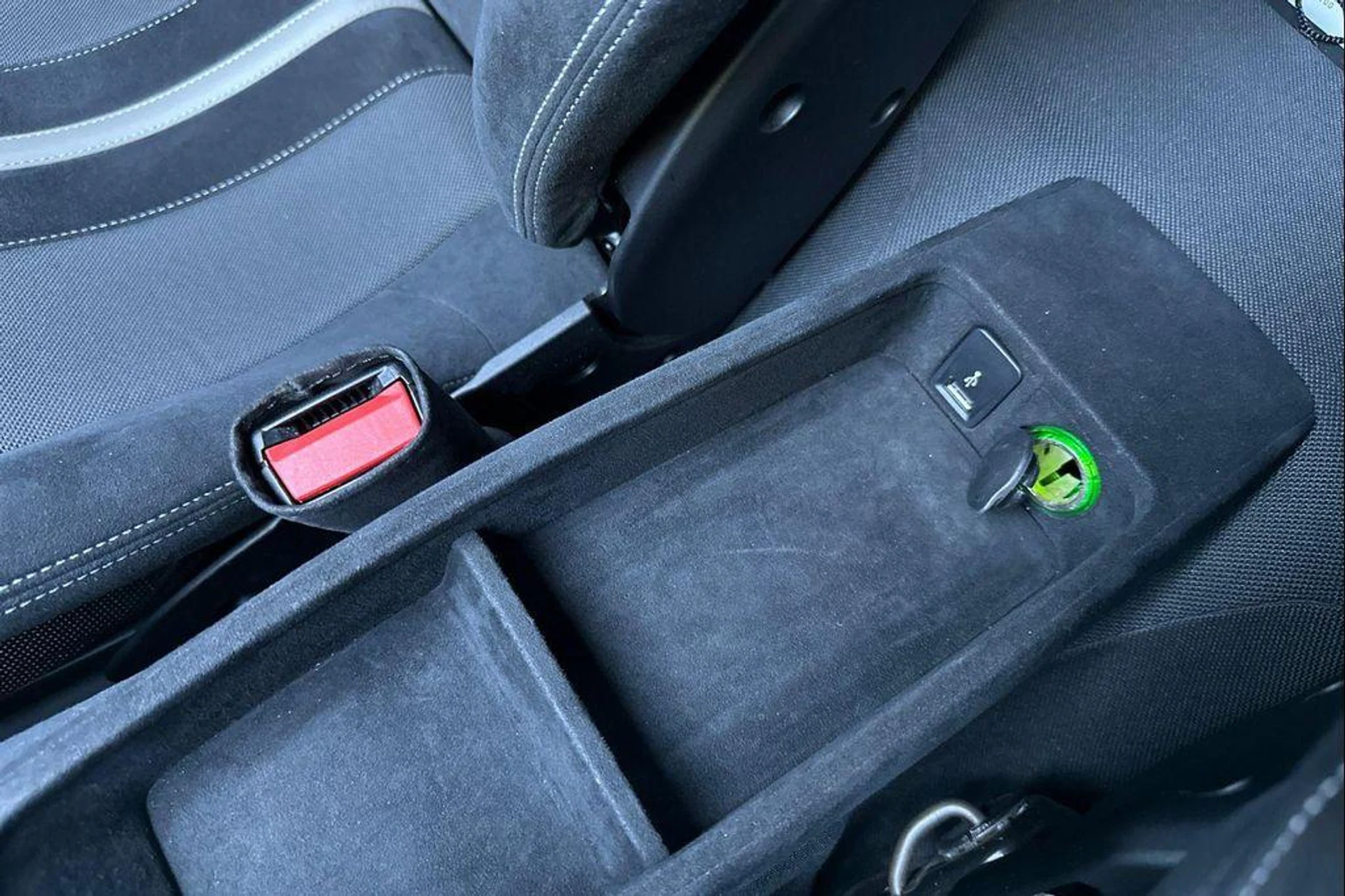 mph024_3376629210_E_Ir_Dpr_CC_4c_U_No_G_Sy_Dv7_X3_CD_Uk6_Q_e2a5f9ca9d