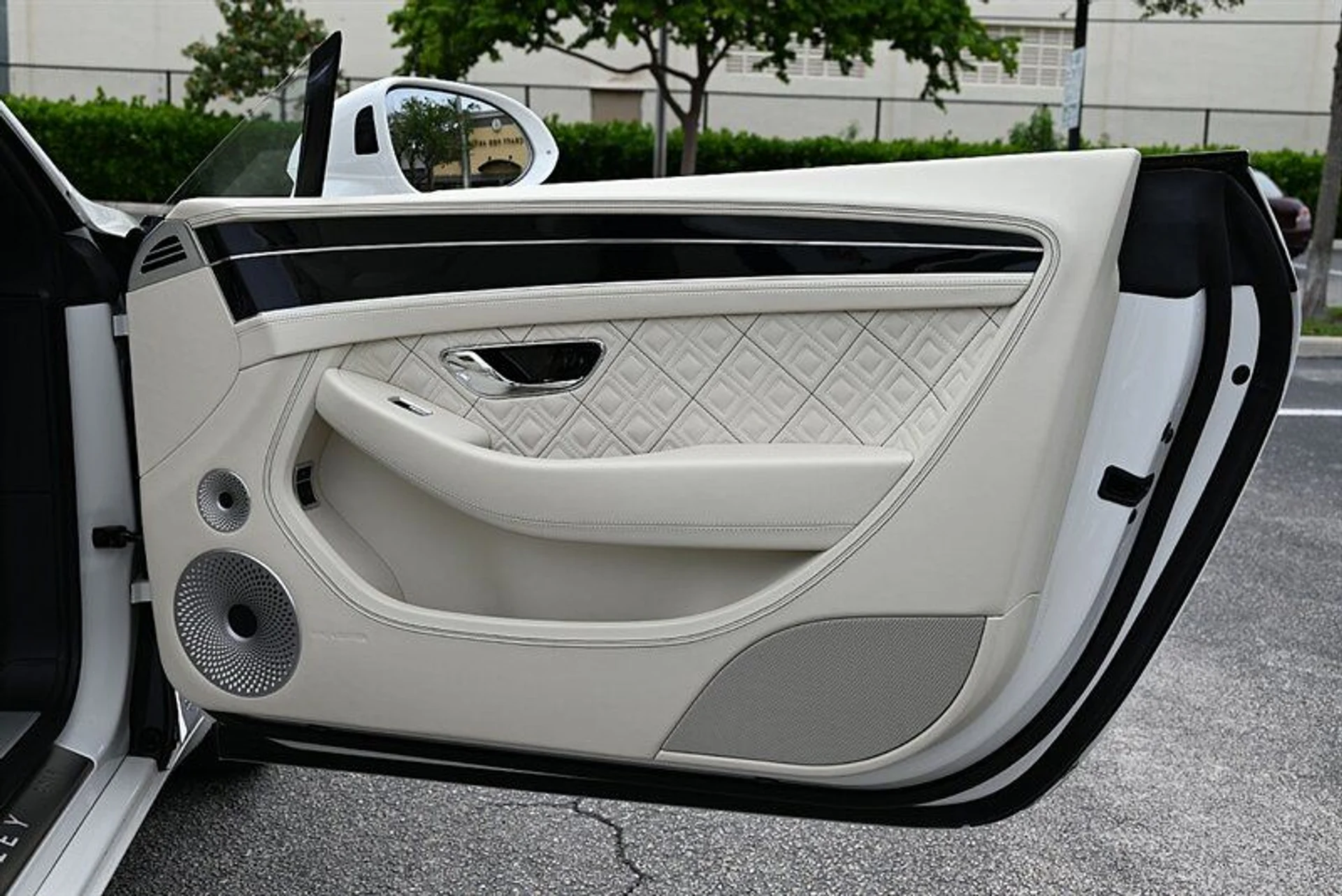 mph024_3382796803_f4c6213e02_800_2893c952d7