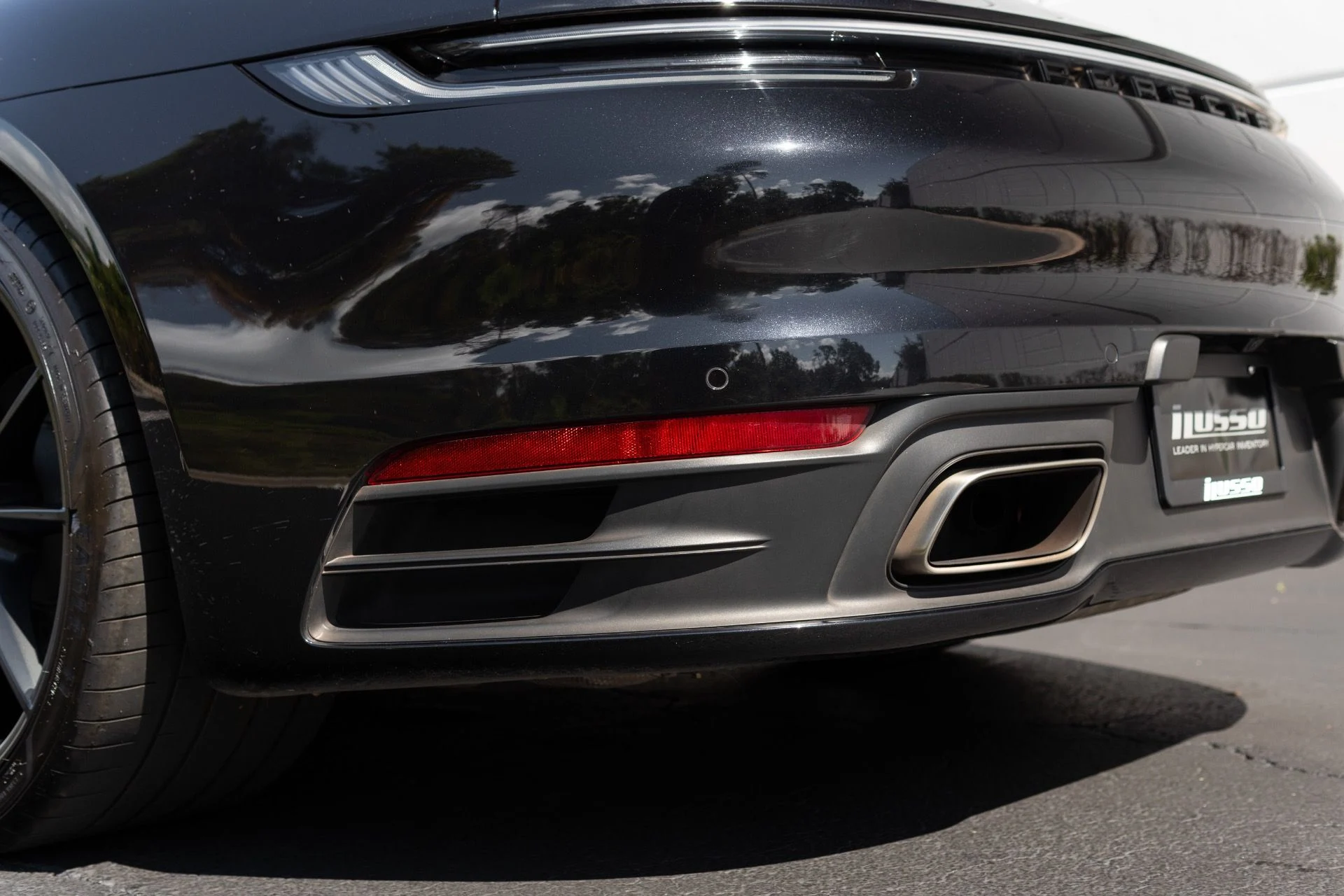 mph024_3392680647_Used_2021_Porsche_911_Carrera_1772596654_96c3ef53b5