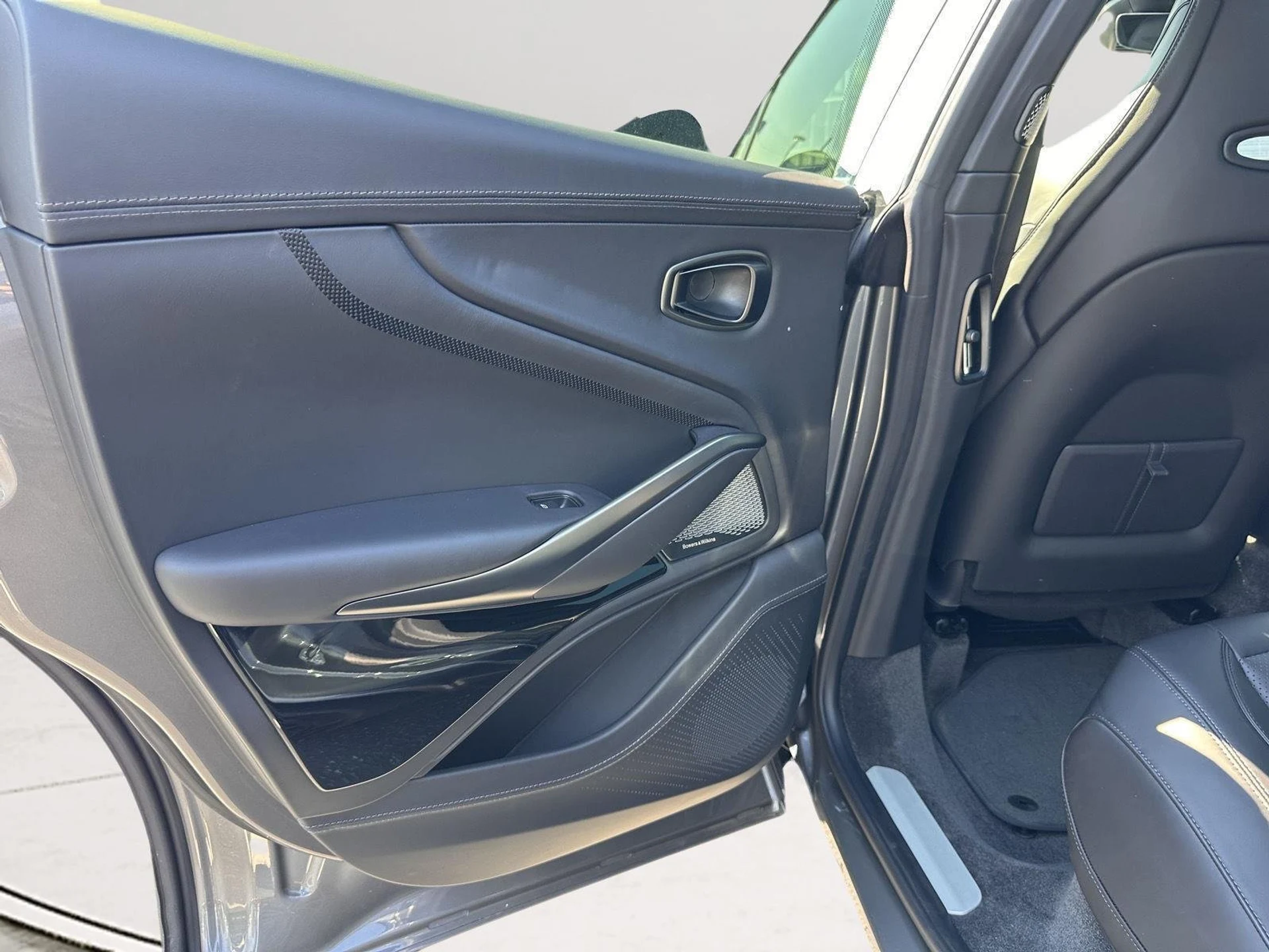 mph024_3393814185_53af075afa18dc11662629a59c5fc38e_eb5a669c64