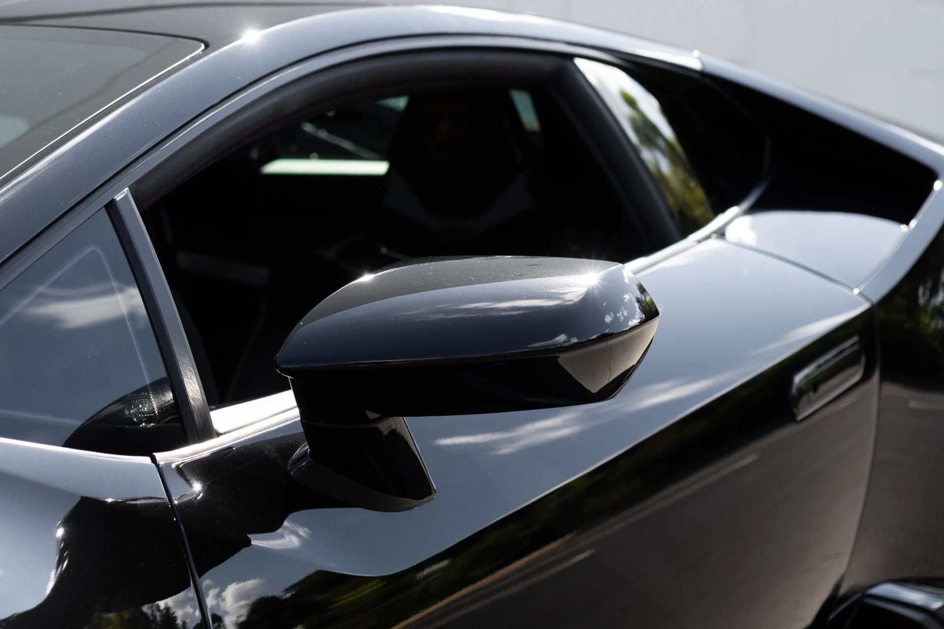 mph024_3408666742_Used_2022_Lamborghini_Huracan_EVO_1764129423_0494a764a2