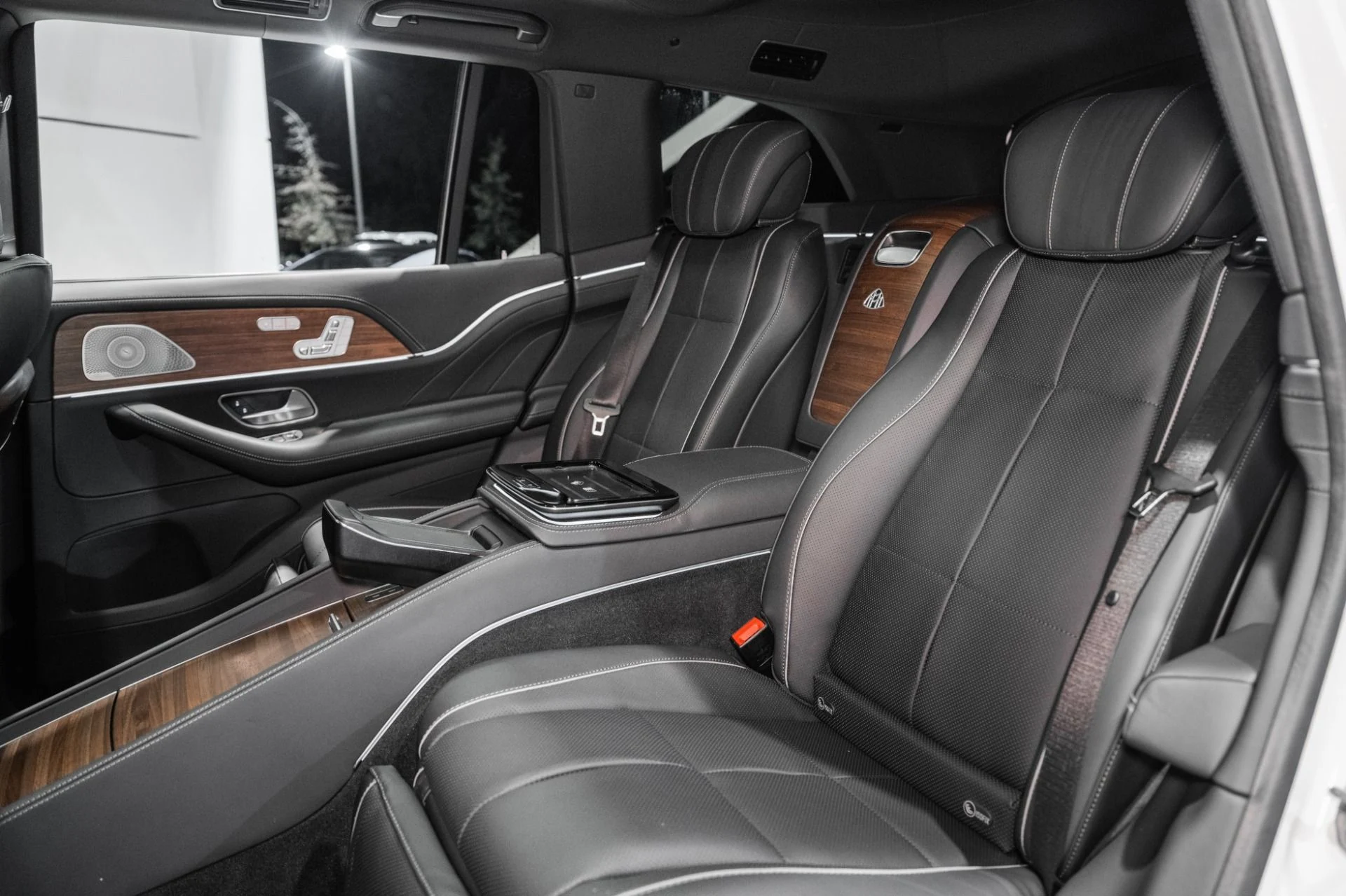 mph024_3409222026_Used_2023_Mercedes_Benz_GLS_Maybach_GLS_600_1762355740_cba9fc97d2