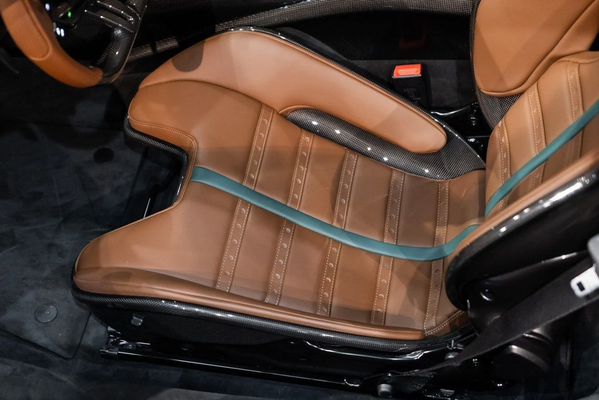 mph024_34097416_e37680b11804baa3add6a776f1ddd0d1_ce431b4f26