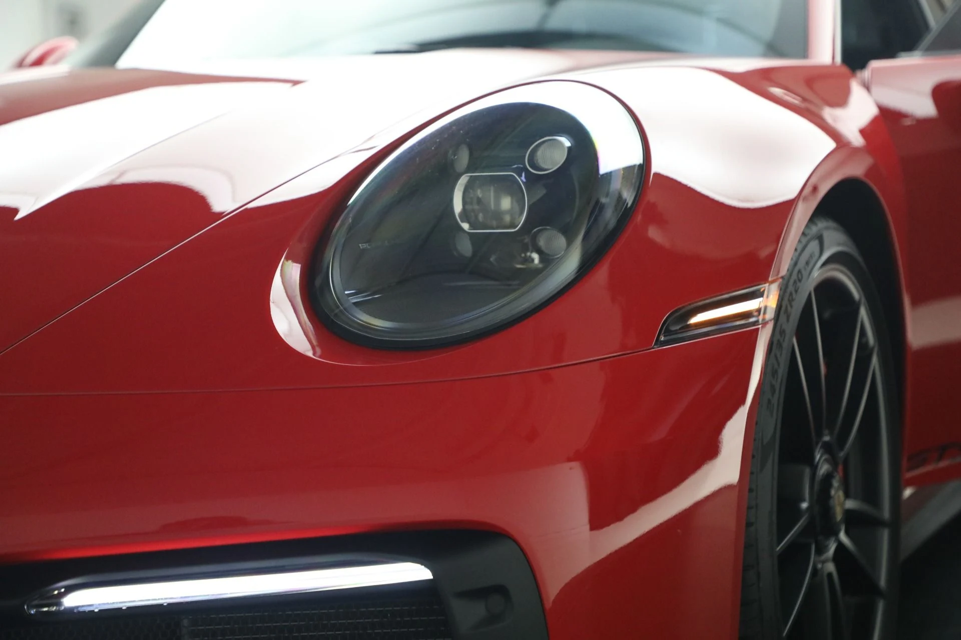 mph024_3414152585_Used_2022_Porsche_911_Carrera_4_GTS_1775578385_c124d49e1e