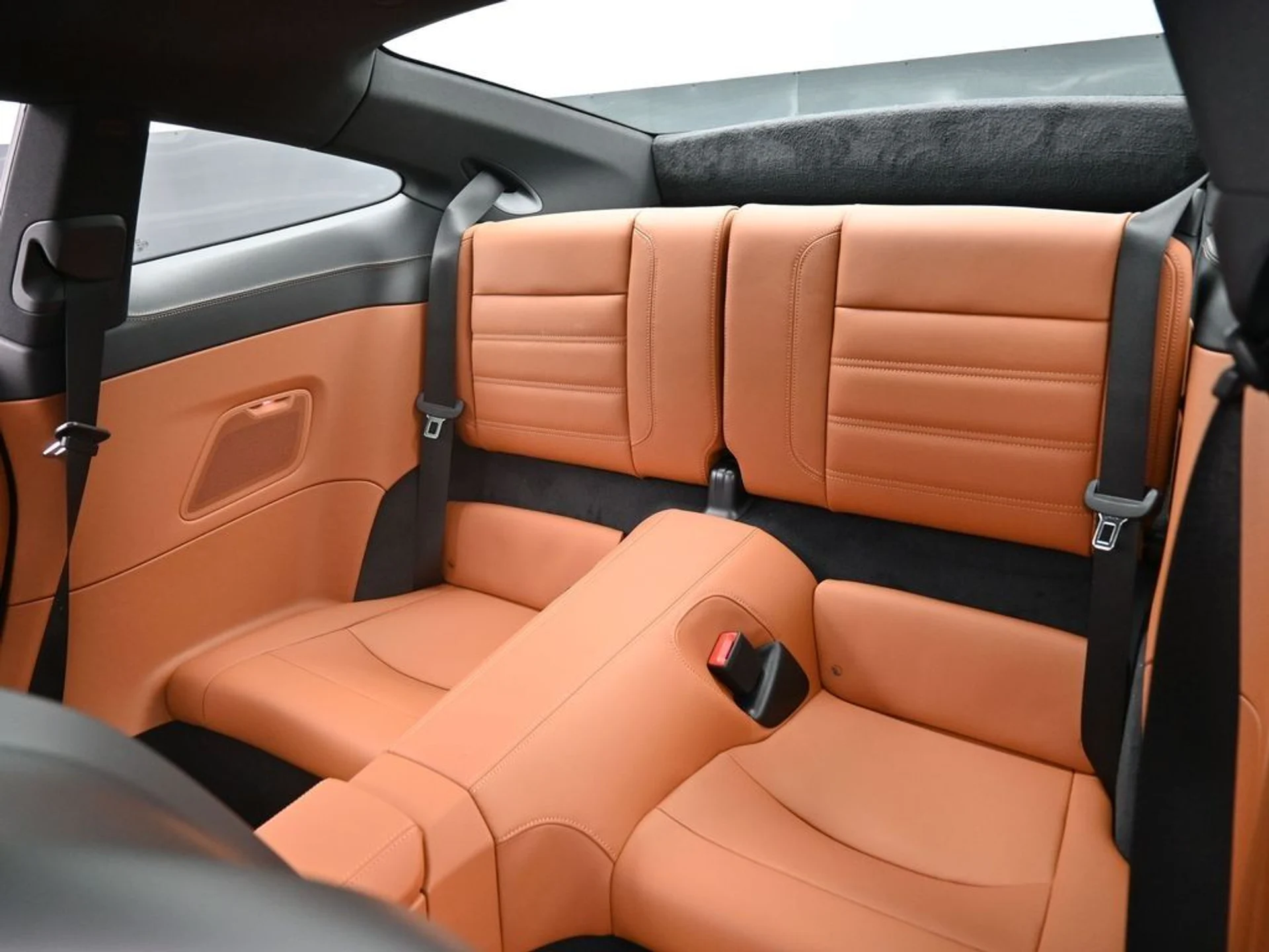 mph024_3421112292_ee7619f38d363a5300641cfc9f574829_1f9df31255