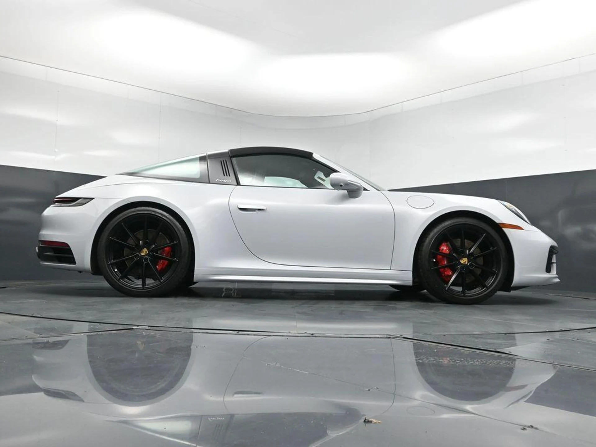 mph024_3422808115_r_GF_2_Yia_j_Y5z_9_Zl_N7vbewfw0_I_0585158e9f