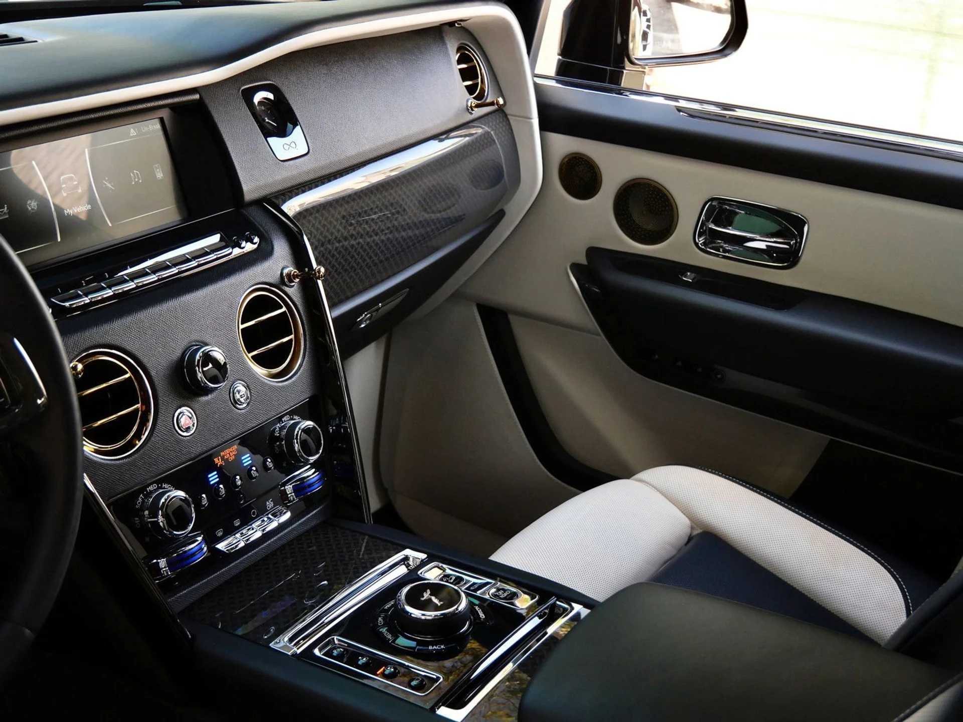 mph024_3424062012_b02242999a8f3ae3fab7a23d32e8dc01x_6bbc14ee82