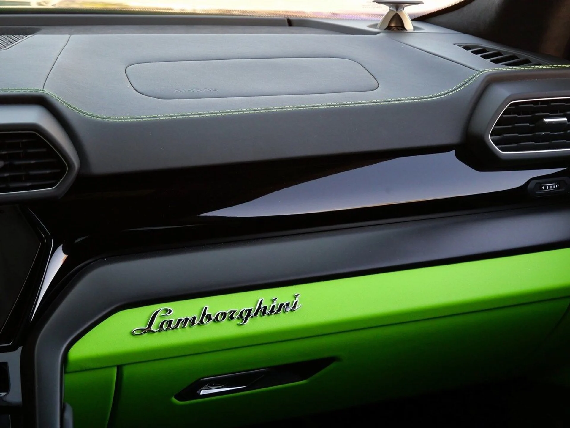 mph024_3424264713_f9e773d8bf2d0959b2a46ce4f9748571x_ca8748797a