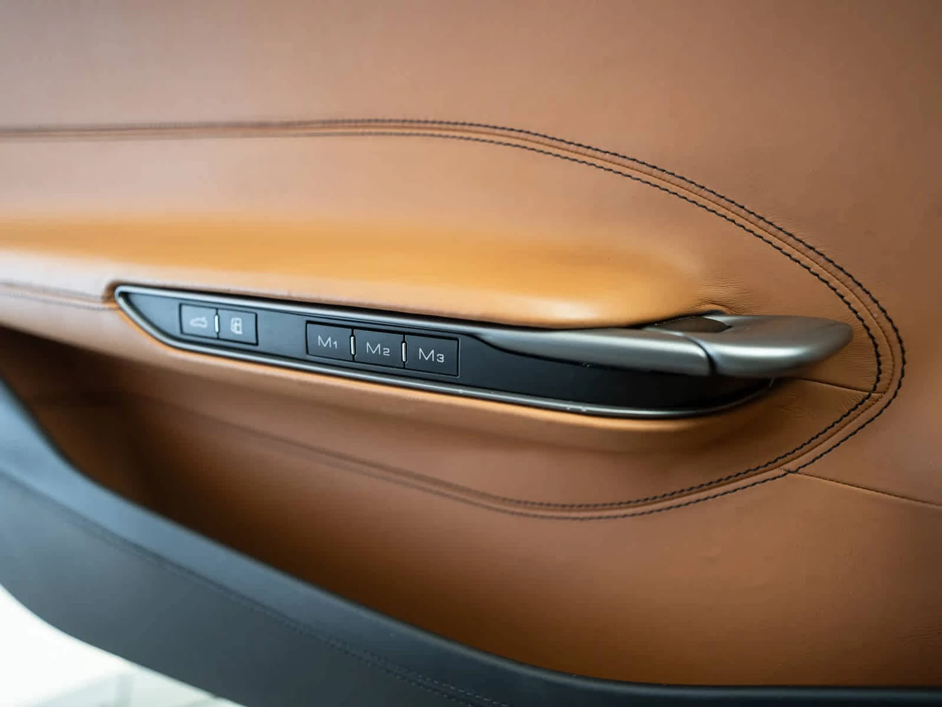 mph024_342672520_08701806c542758d65dce8c656fe145fx_d90e0d40f4