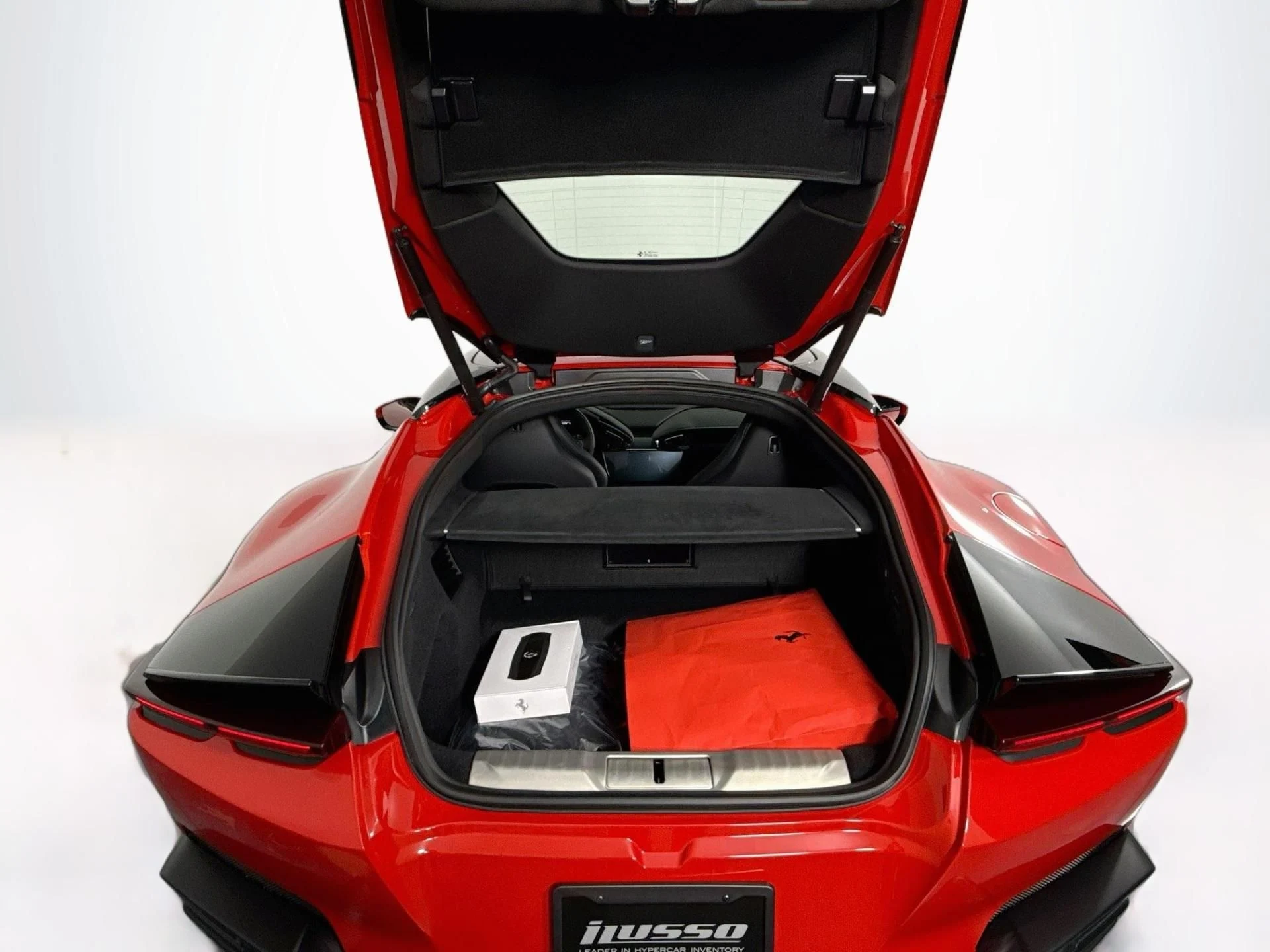 mph024_3427495556_Used_2026_Ferrari_12_Cilindri_1787771882_924c17d55b