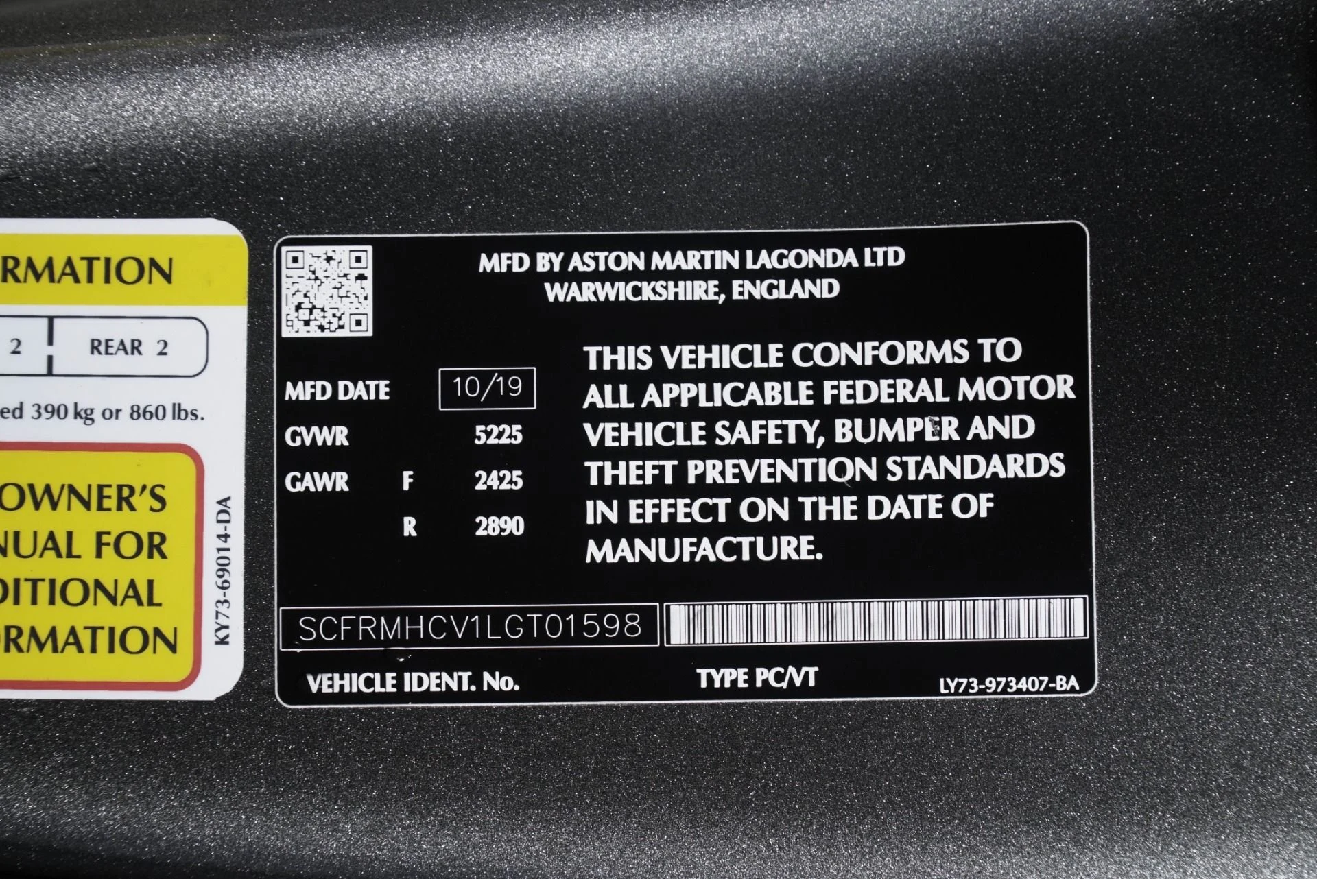 mph024_3428518569_Used_2020_Aston_Martin_DBS_Superleggera_1765307997_cff3068dff