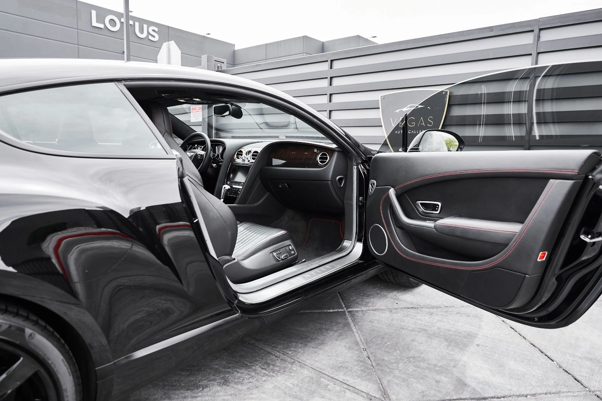 mph024_3430968874_Used_2016_Bentley_Continental_GT_V8_1775005766_ea14a75eb1