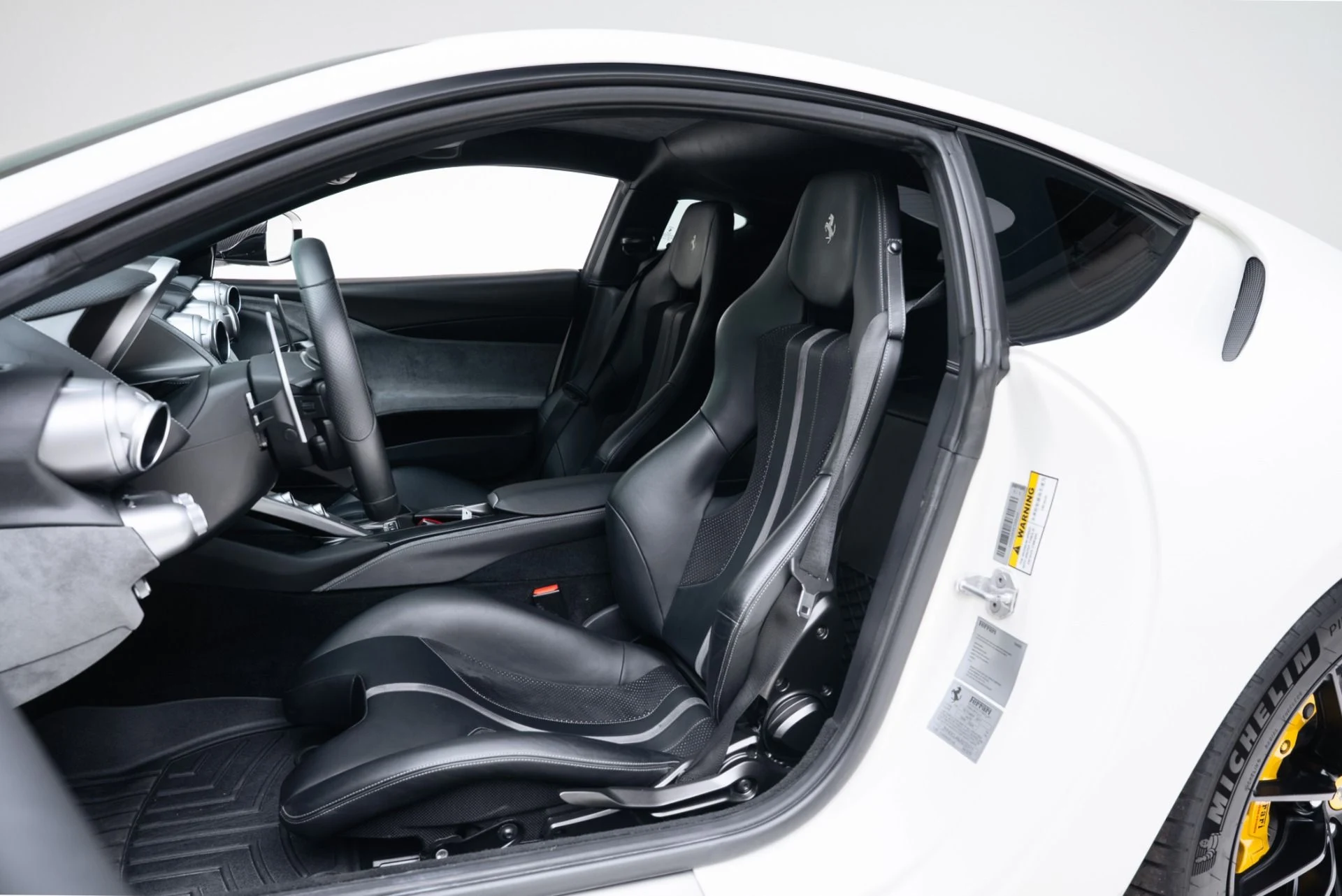 mph024_3431658753_Used_2018_Ferrari_812_Superfast_1770943869_35d188179b