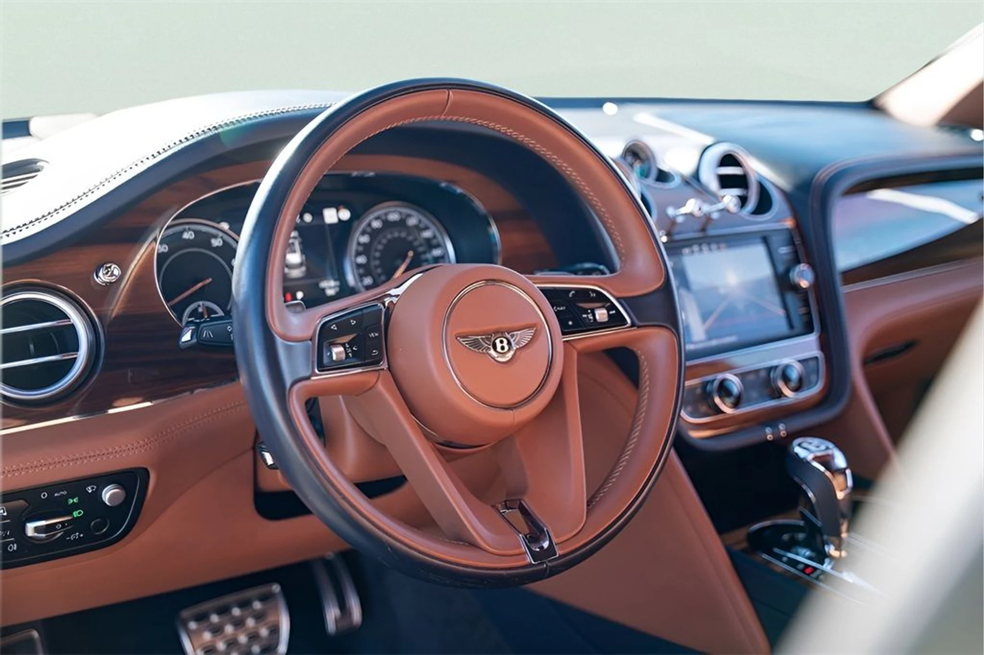 mph024_343215015_image_26_e934691e34