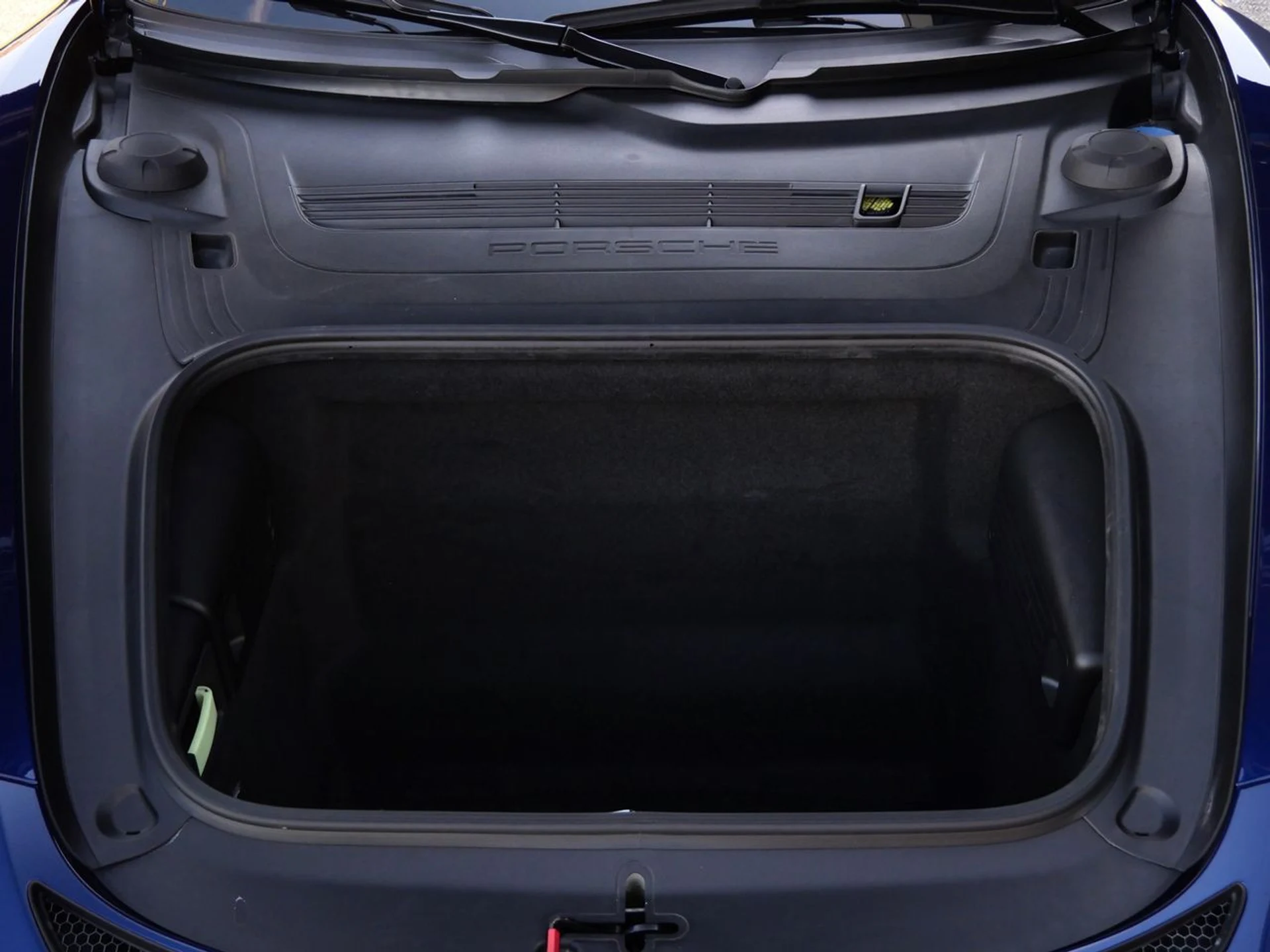 mph024_3432776953_b2e943b9aea521f43f96d09cc585790cx_268d83a0a9