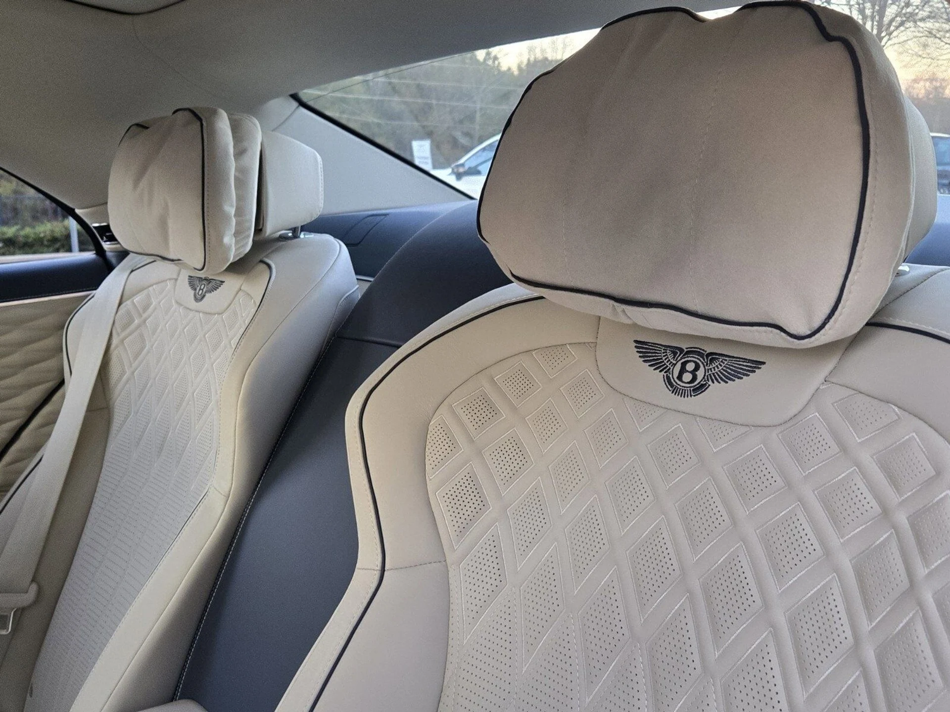 mph024_3442393732_fa2f438f91a5b8cfc5e4277aff556f73x_ab208b4060