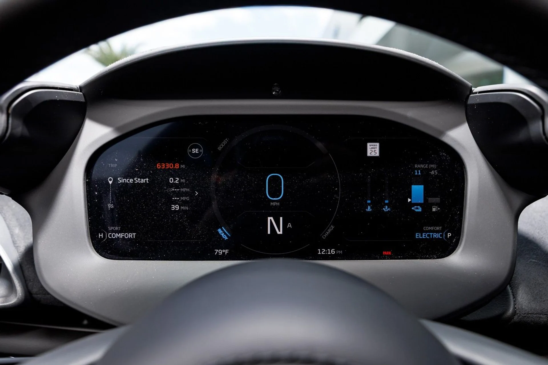 mph024_3443569678_614_p25_l_f7efa18132