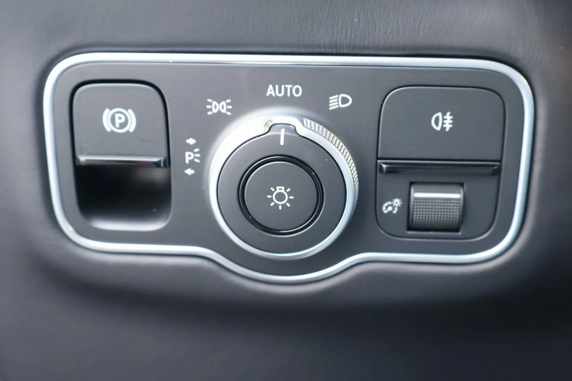 mph024_3443585404_25_0500e48f4b