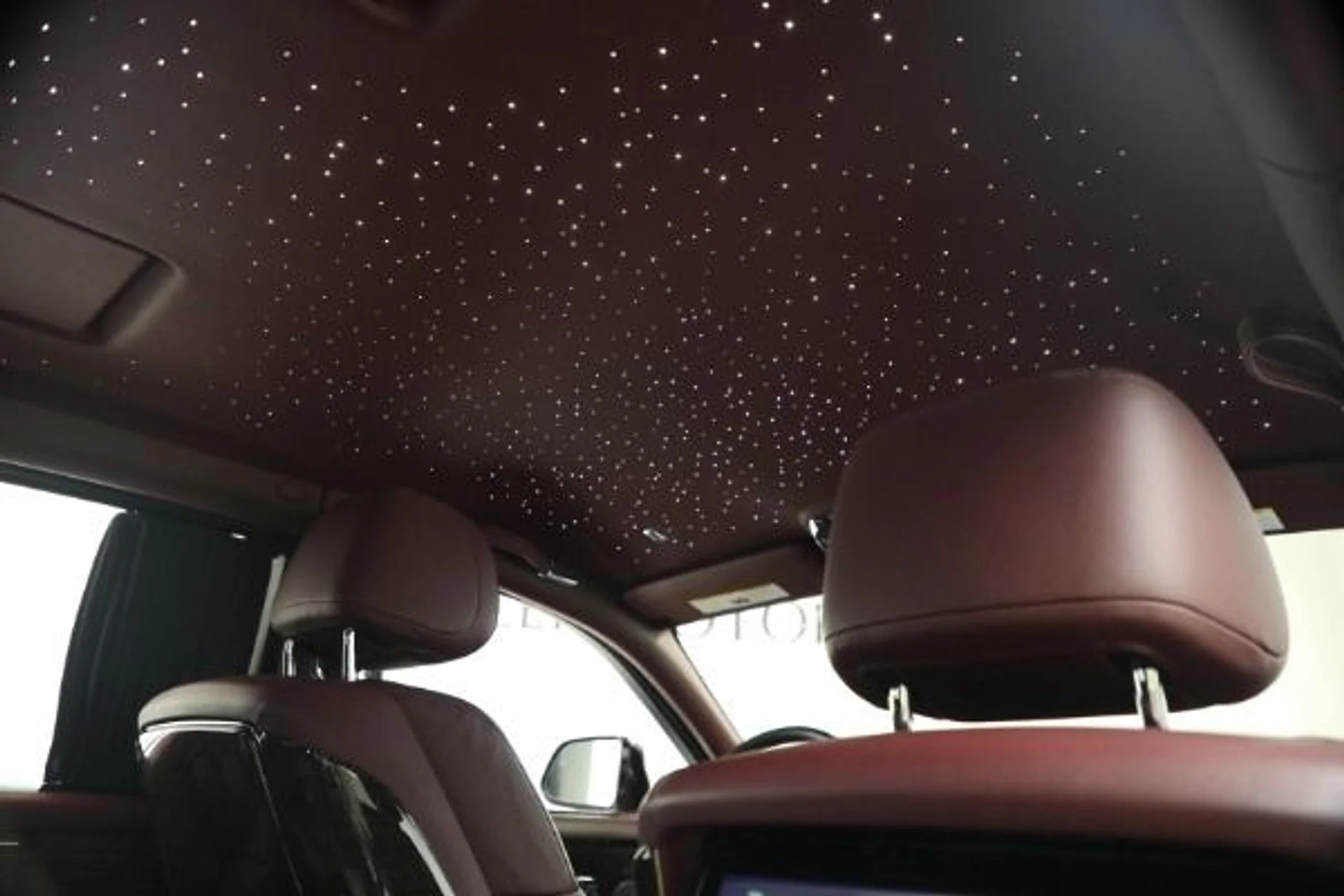 mph024_3444435865_Used_2018_Rolls_Royce_Phantom_EWB_3f41c9933a