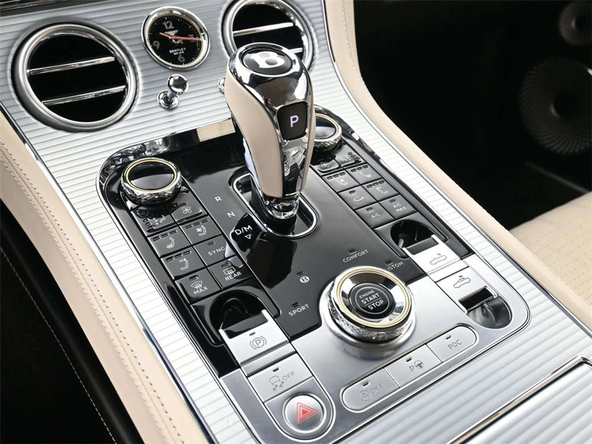 mph024_3450138749_b3459f596ec59637cc8f031a99077634x_a8a99c7957