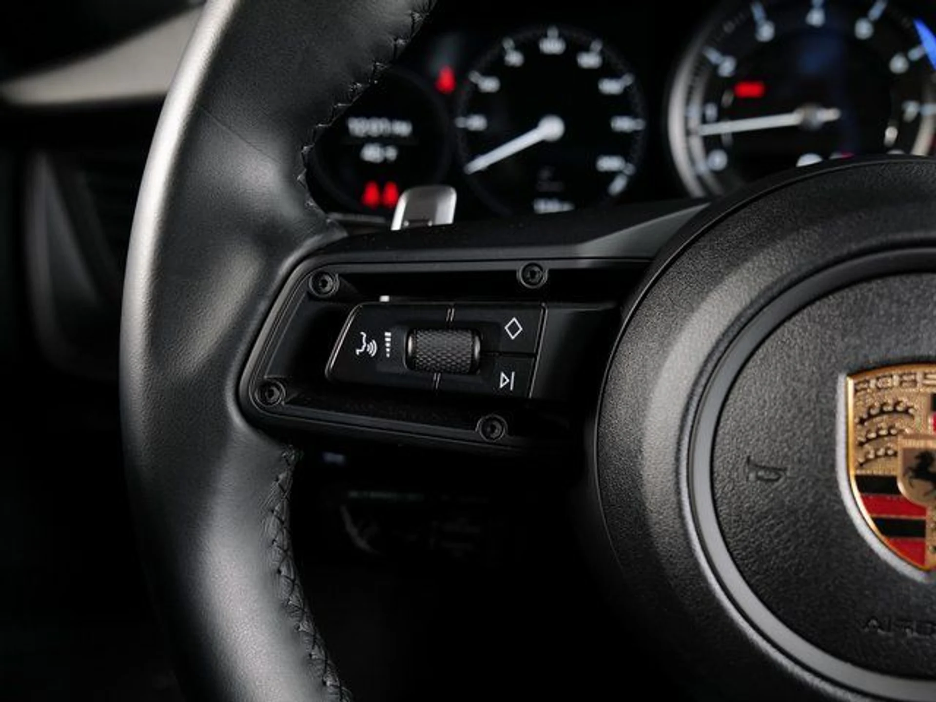 mph024_3452275879_8e7ba54dcb61e94721680062b7f558d1_ea2e9875d7