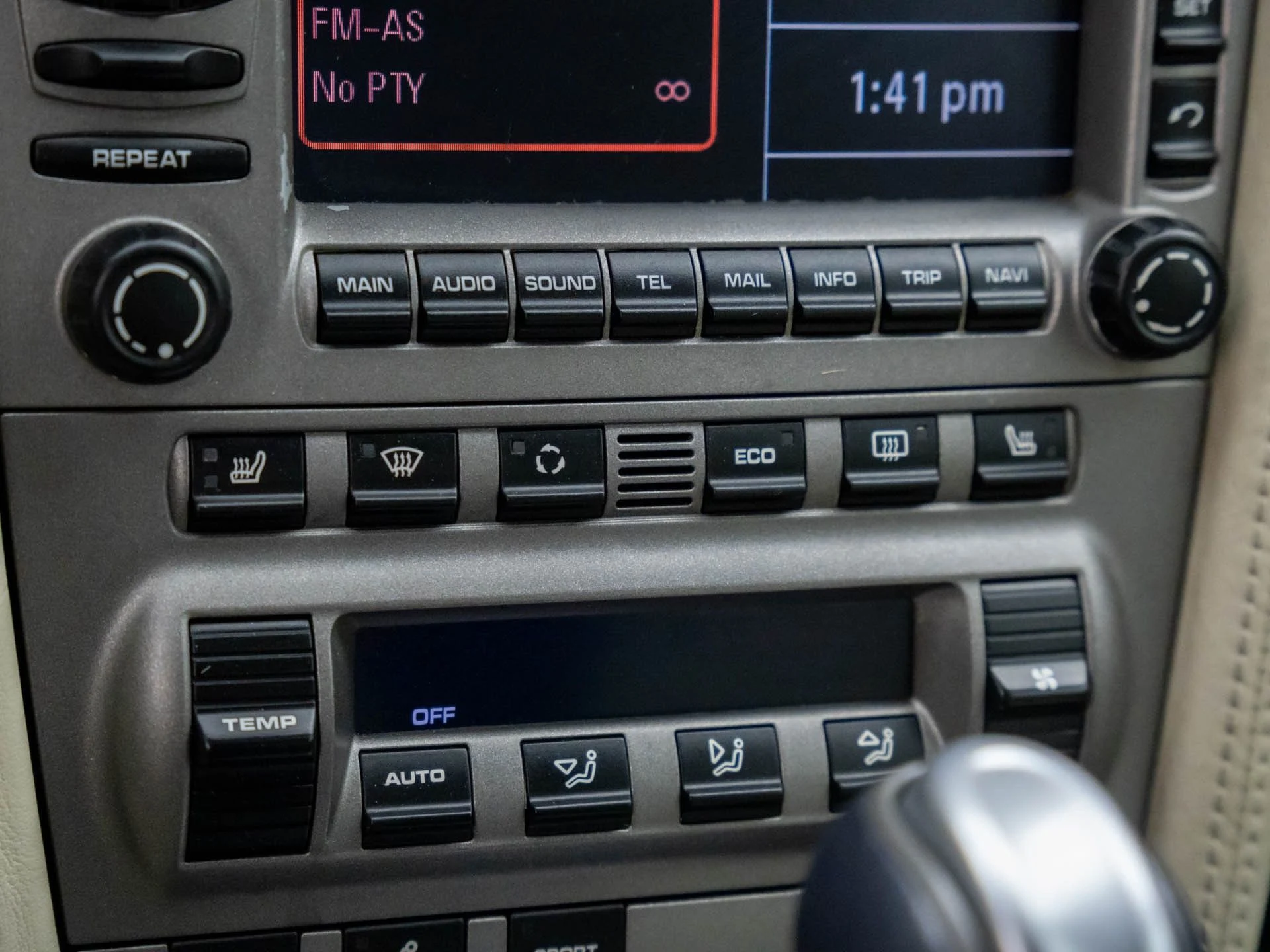 mph024_3456277250_a1dc66294fe9f54643b0a4938699f434x_133fd6899c